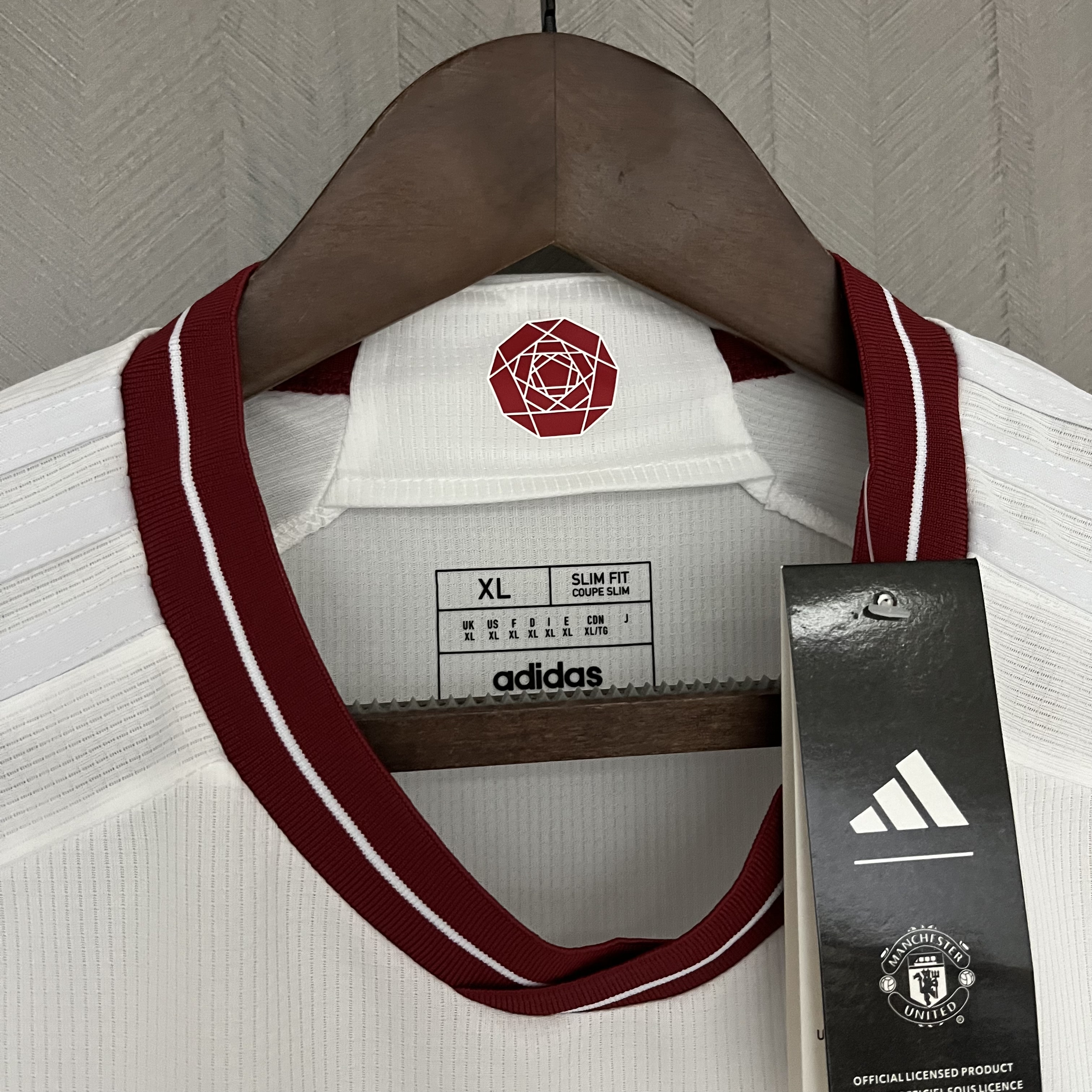 3ª Camisola Man United 23/24 - Versão Adepto 6