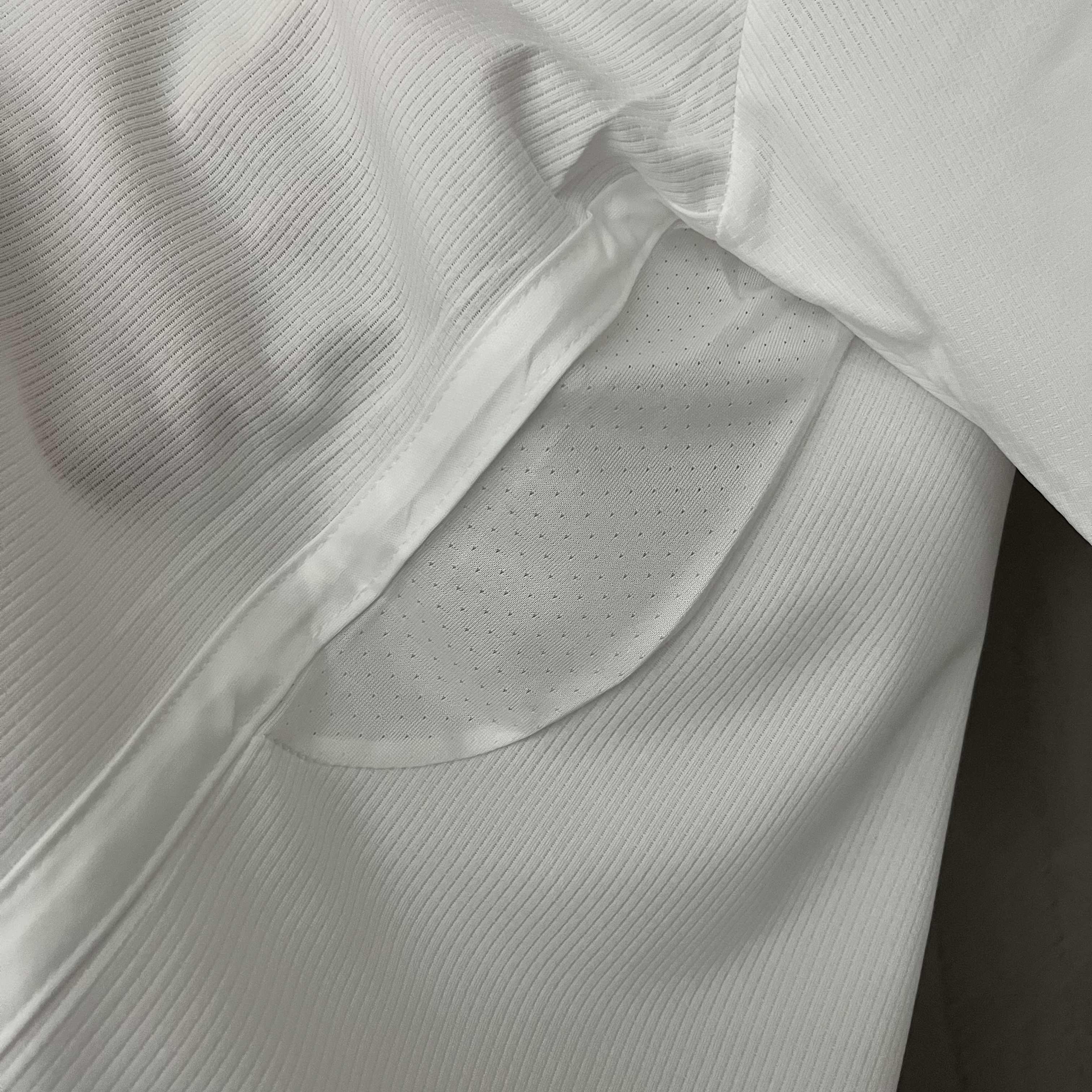 3ª Camisola Man United 23/24 - Versão Adepto 13