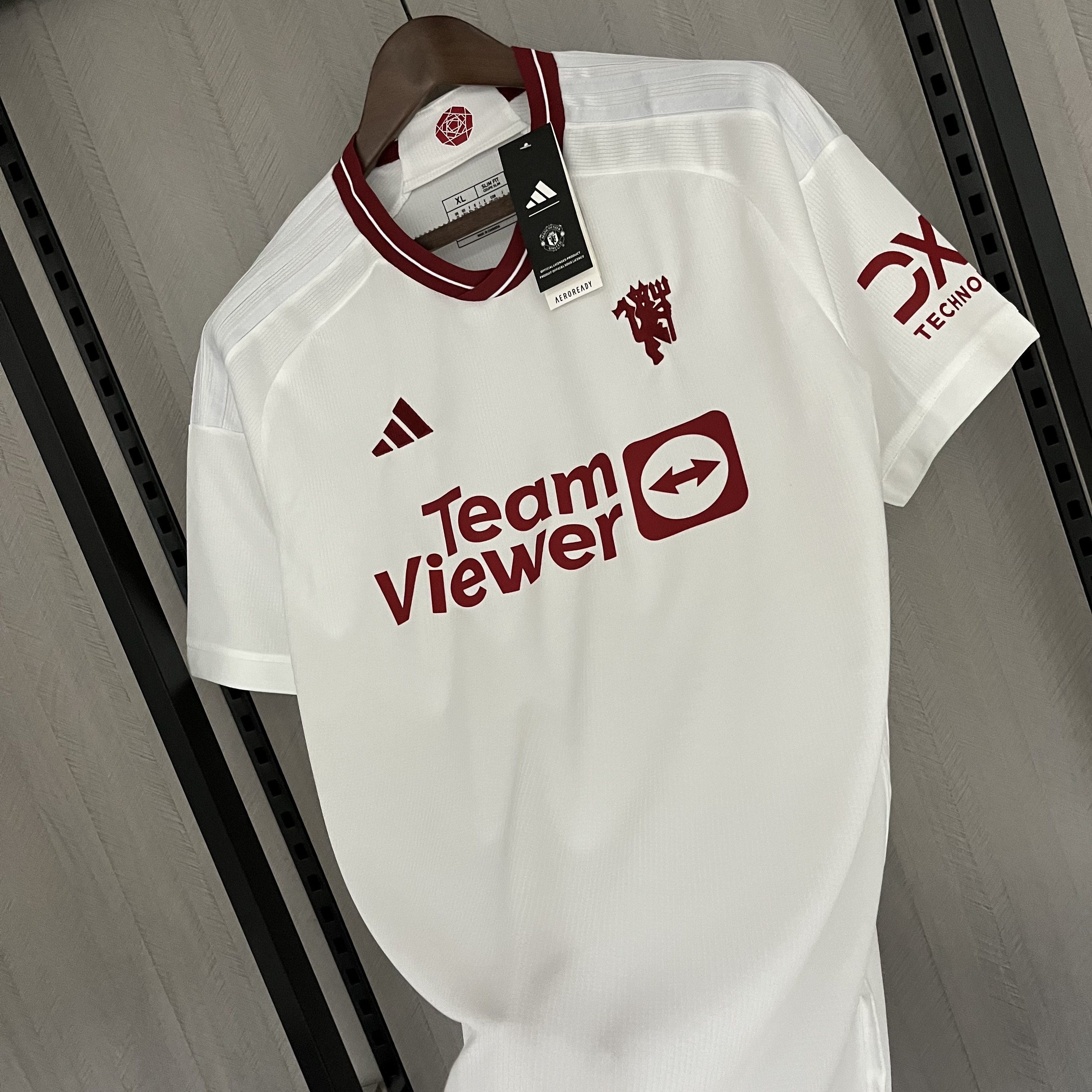 3ª Camisola Man United 23/24 - Versão Adepto 11