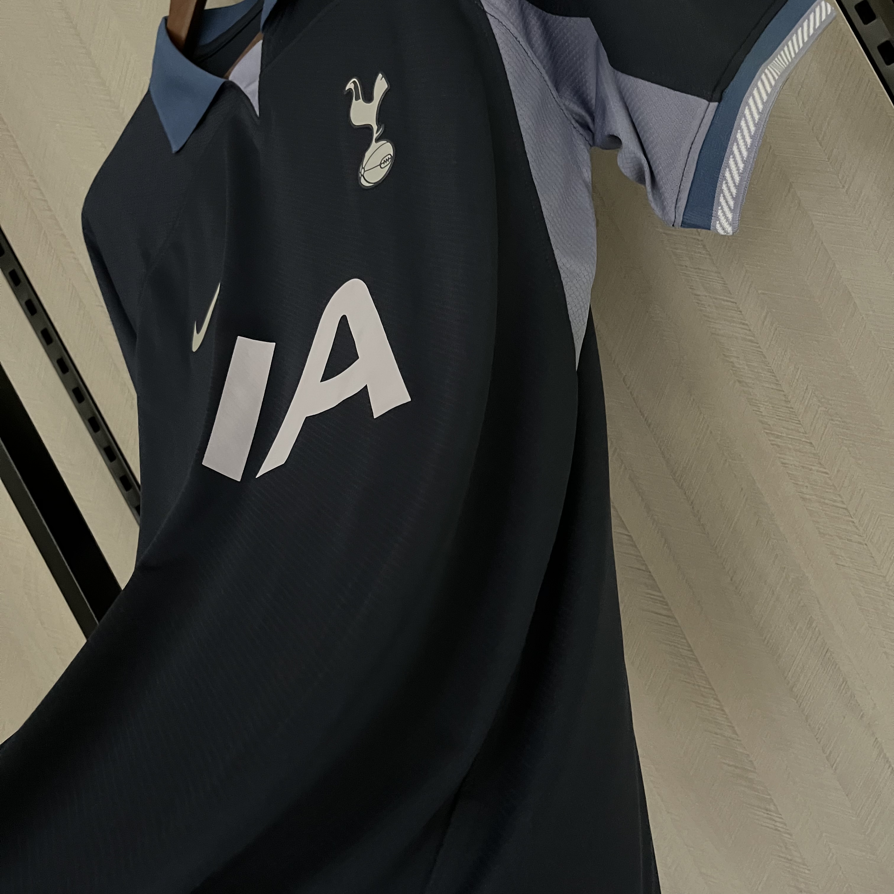 Camisola alternativa Tottenham 23/24 - Versão Adepto 9