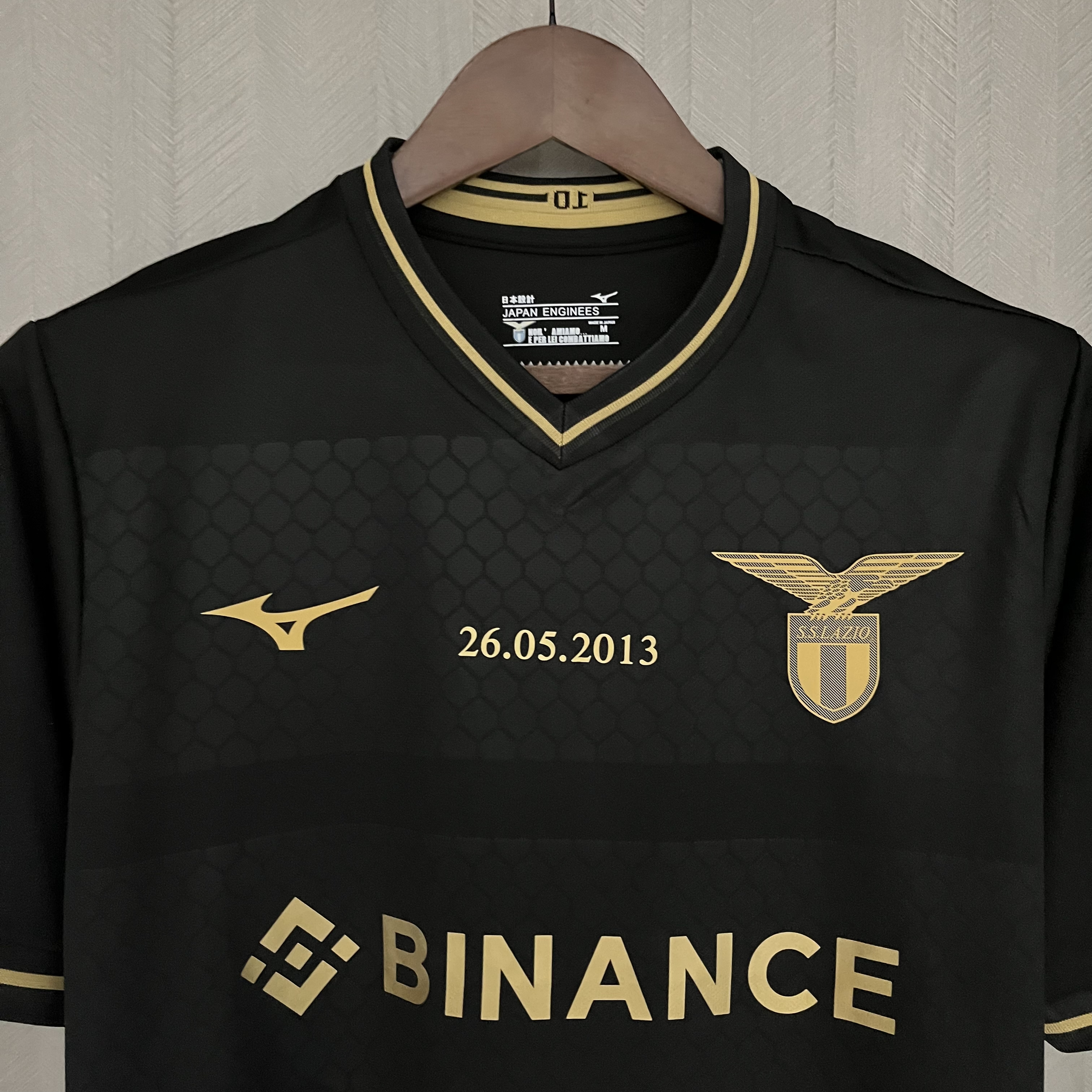 Camisola Lazio 23/24 edição comemorativa 10º aniversário final da taça de Itália 2013 - Versão adepto 9