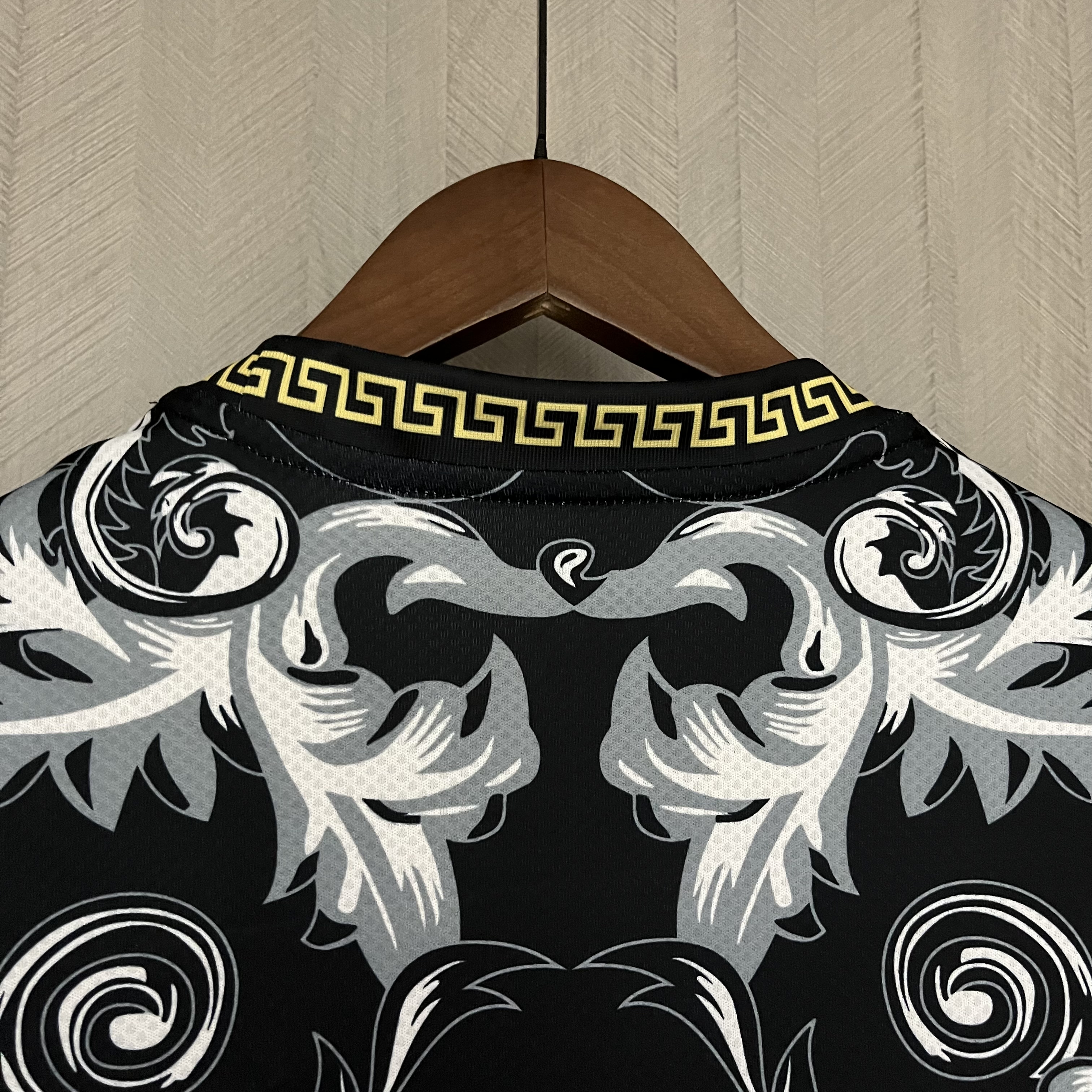 Camisola Itália Edição Especial Versace - Versão adepto 6