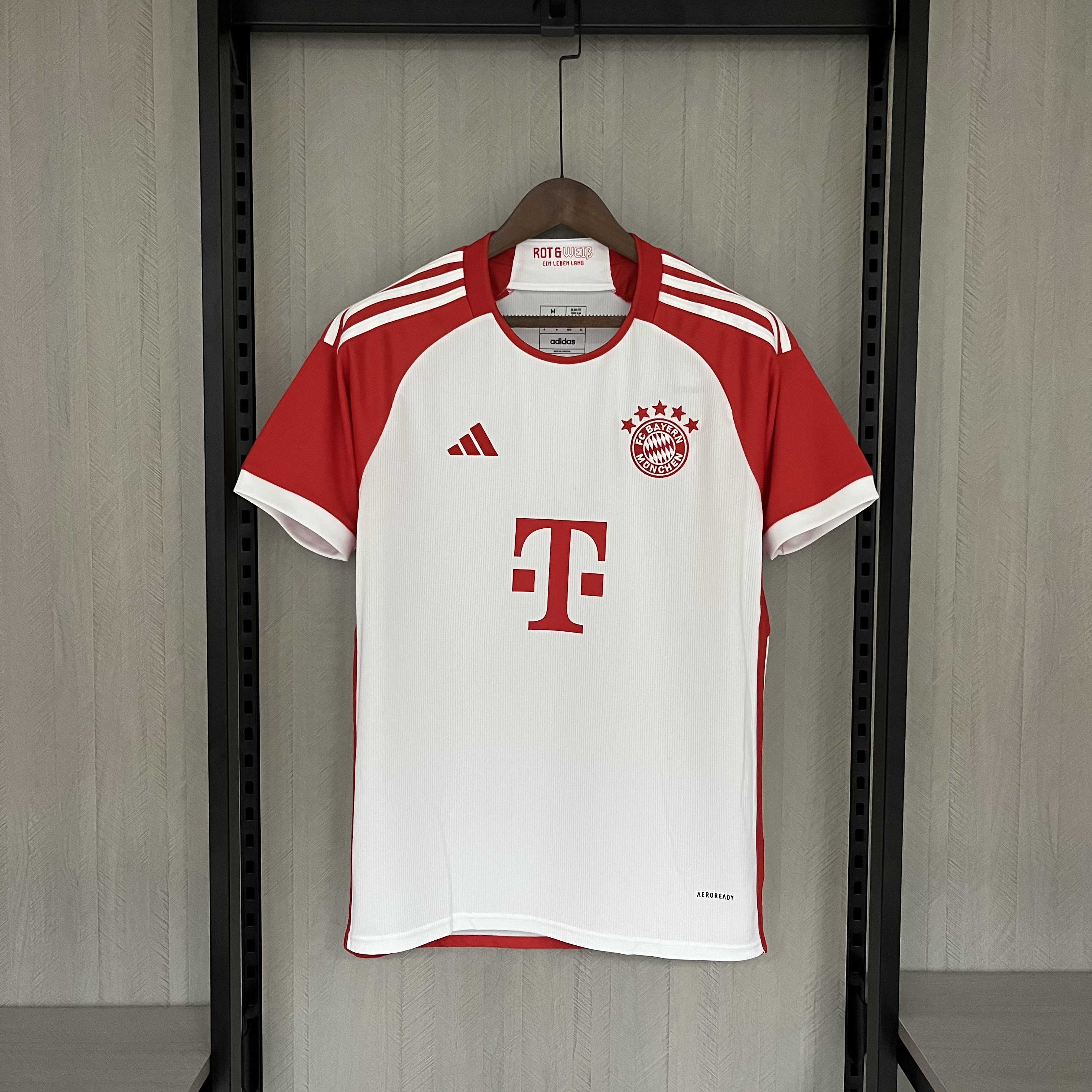 Camisola Principal Bayern Munique 23/24 - Versão adepto 1