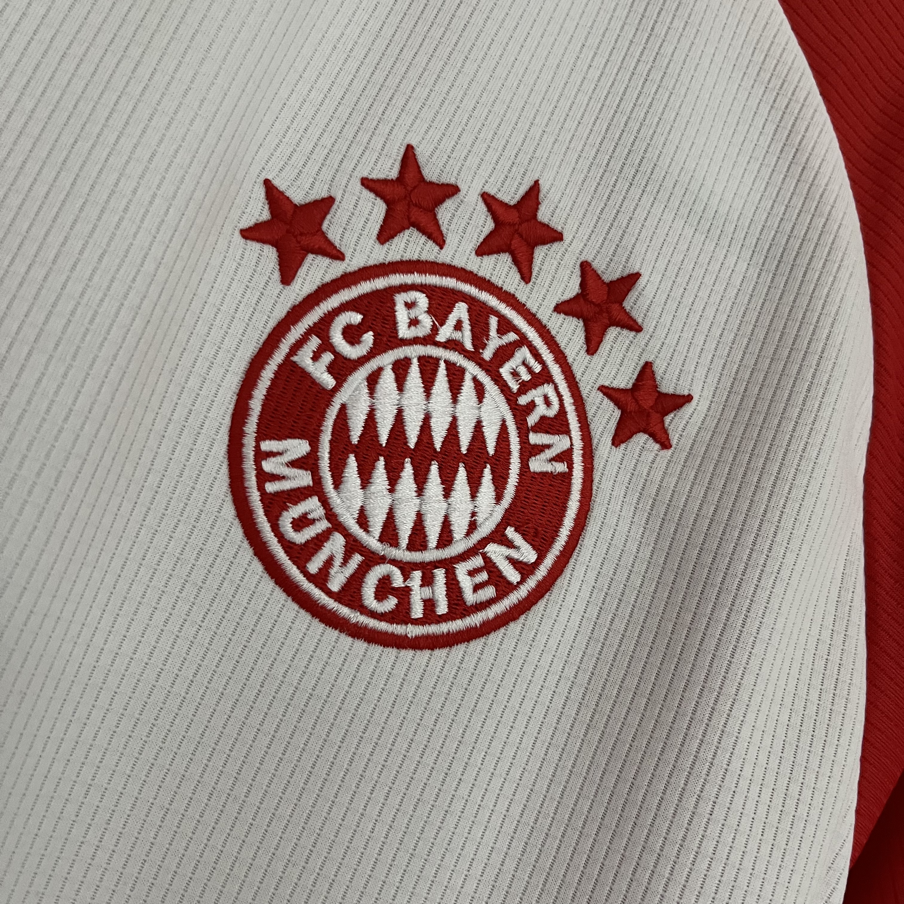 Camisola Principal Bayern Munique 23/24 - Versão adepto 4