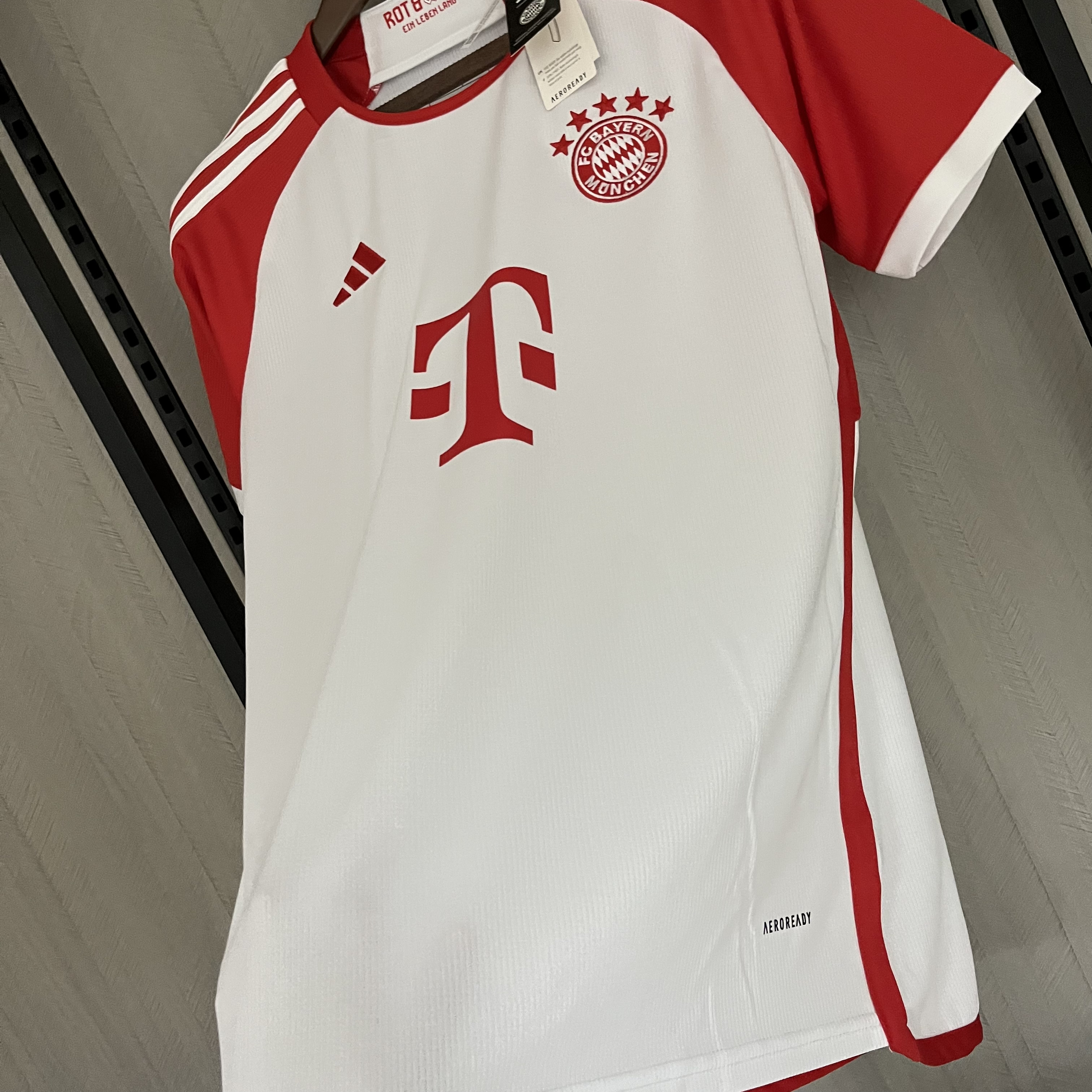 Camisola Principal Bayern Munique 23/24 - Versão adepto 12