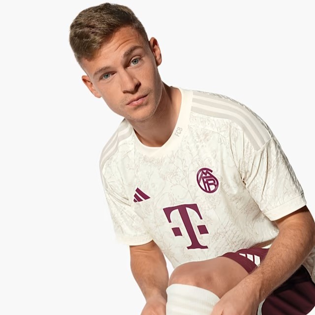 3ª Camisola Bayern Munique 23/24 - Versão adepto 2