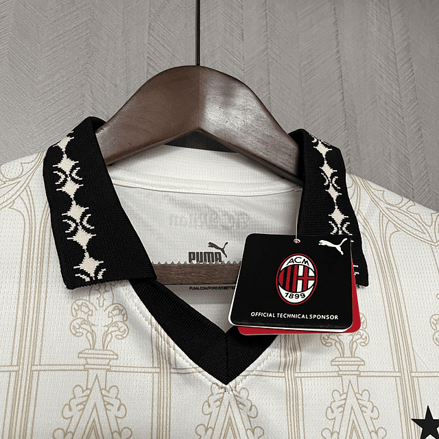 Camisola AC Milan X Pleasures White 23/24 - Versão adepto