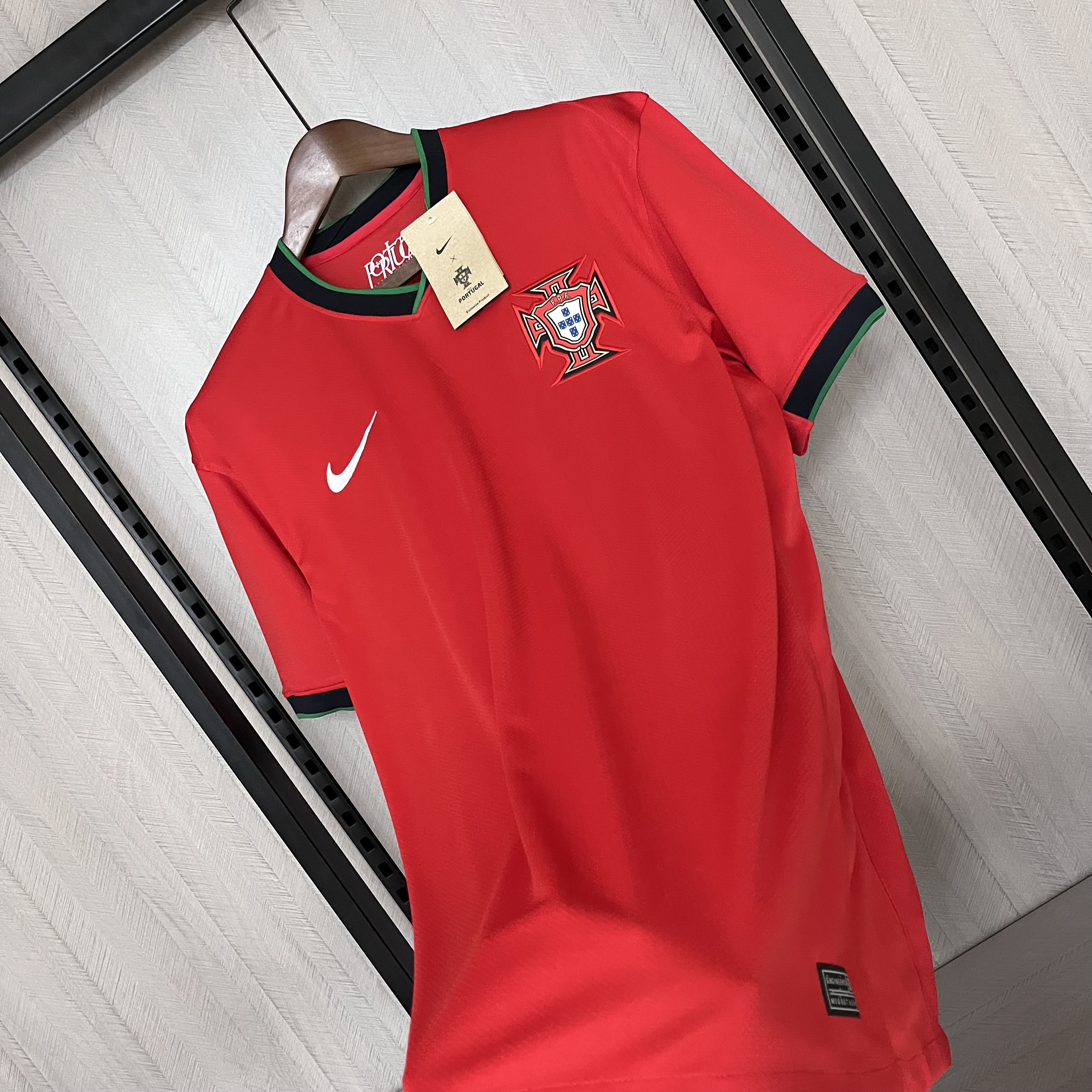 Camisola Principal Portugal Euro 2024 - Versão adepto 11