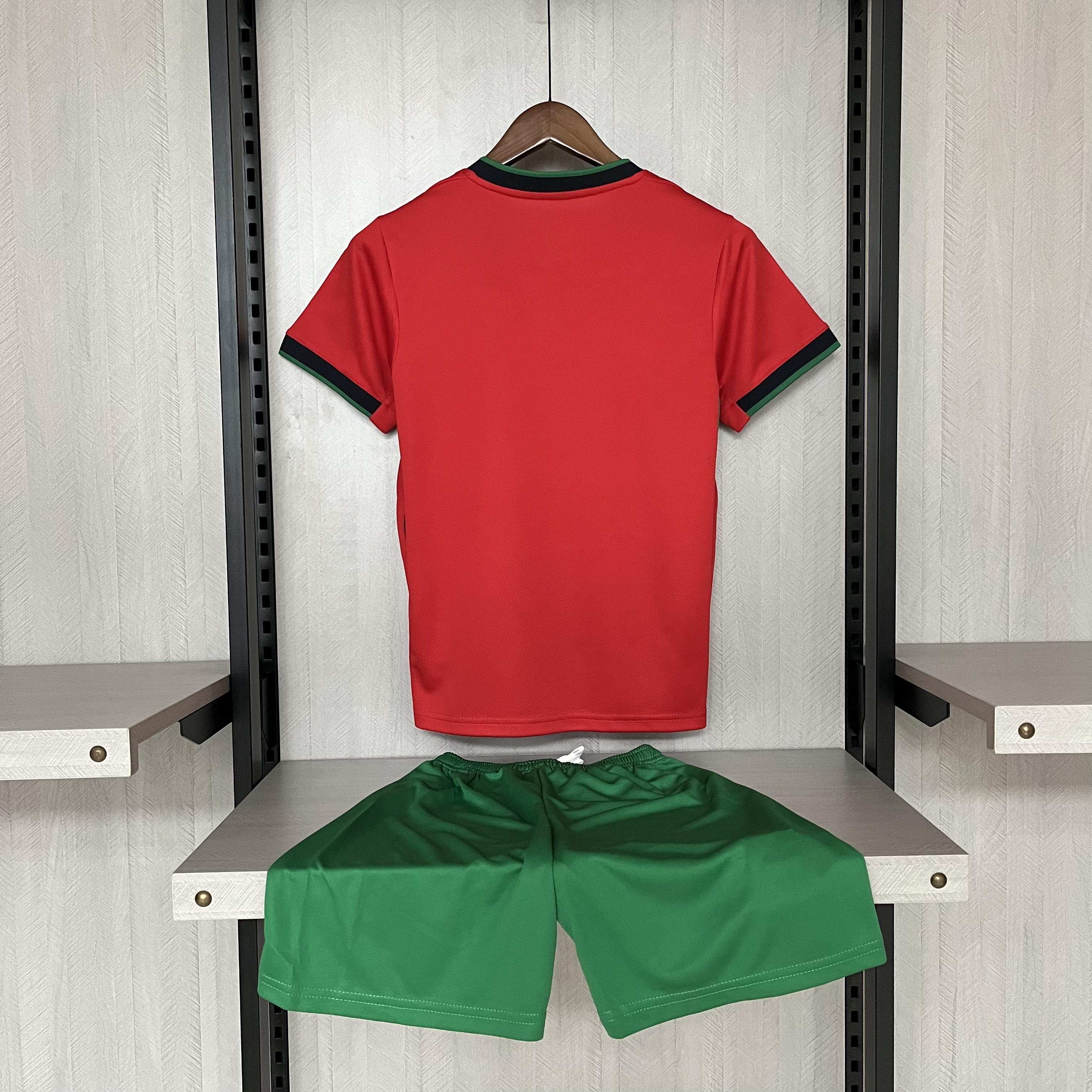 Kit Criança Portugal principal Euro 2024 2