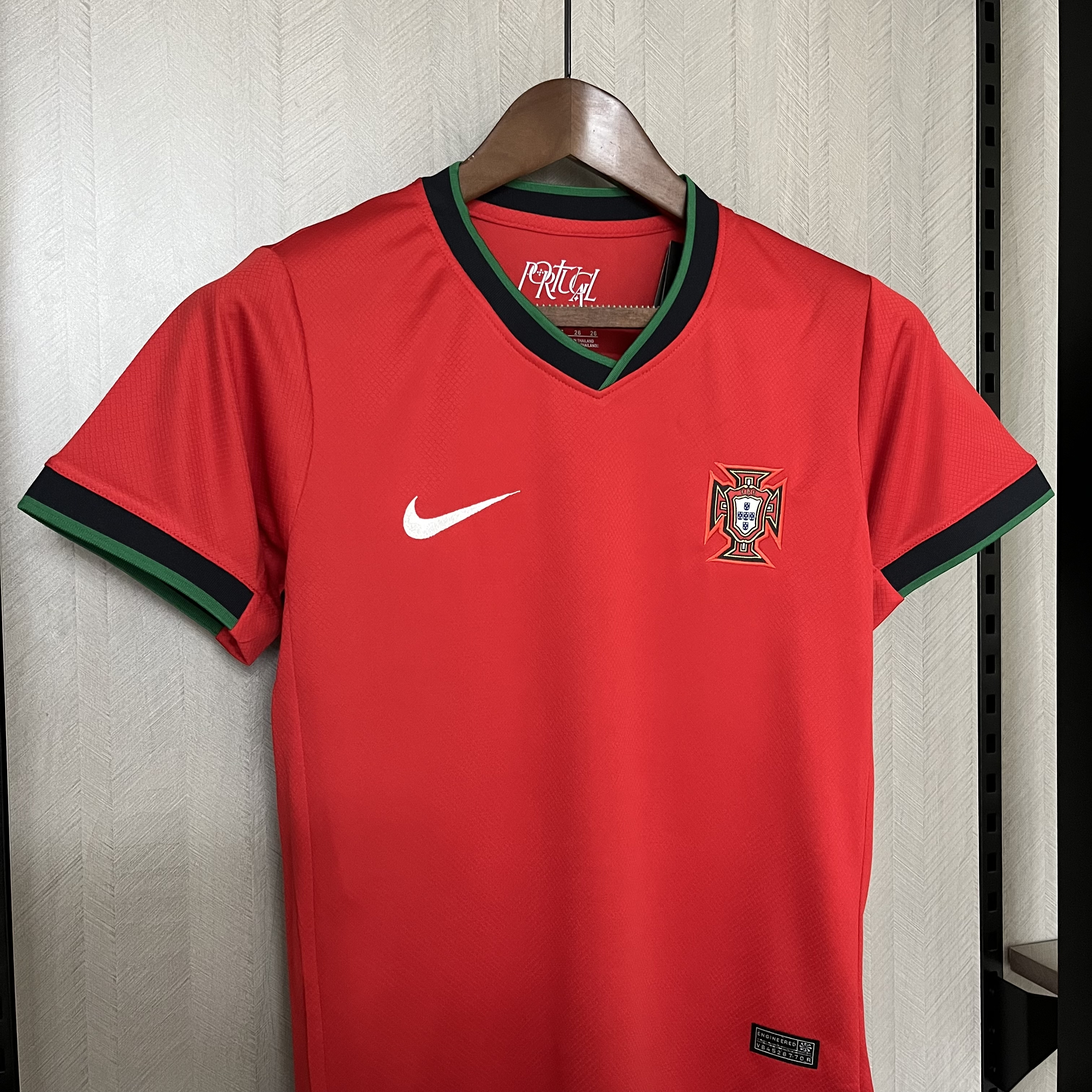 Kit Criança Portugal principal Euro 2024 7