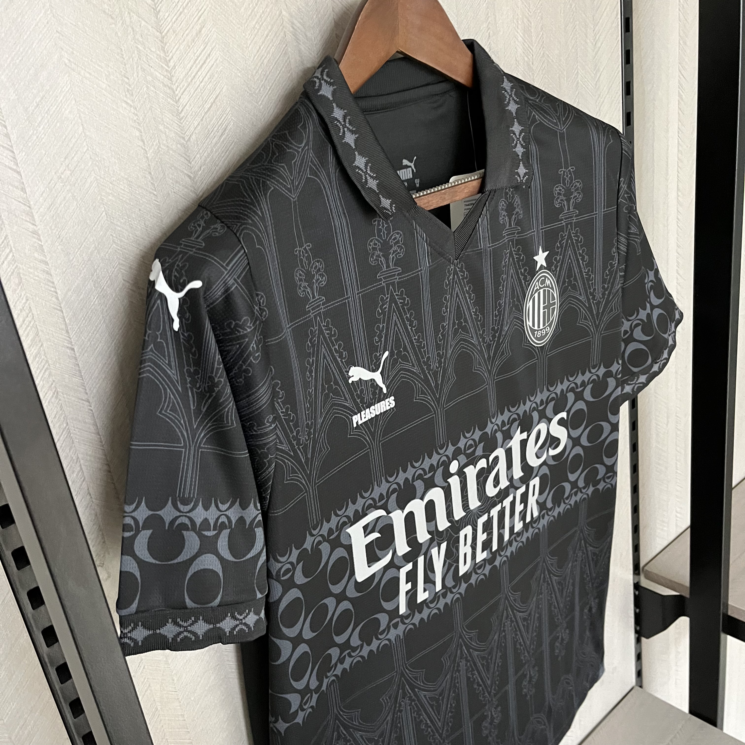 Camisola AC Milan X Pleasures Dark 23/24 - Versão adepto 8