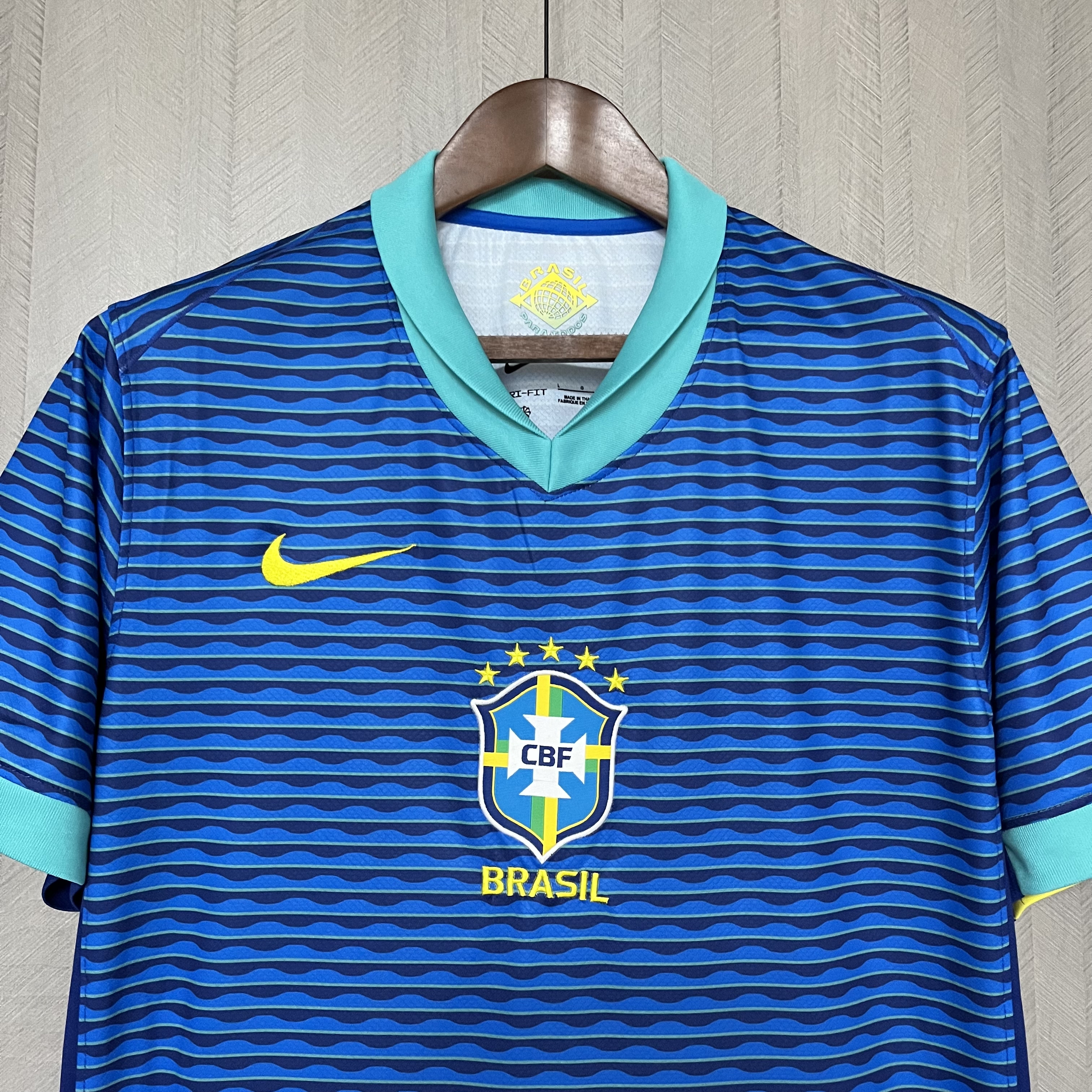 Camisola alternativa Brasil 2024 Versão adepto 6