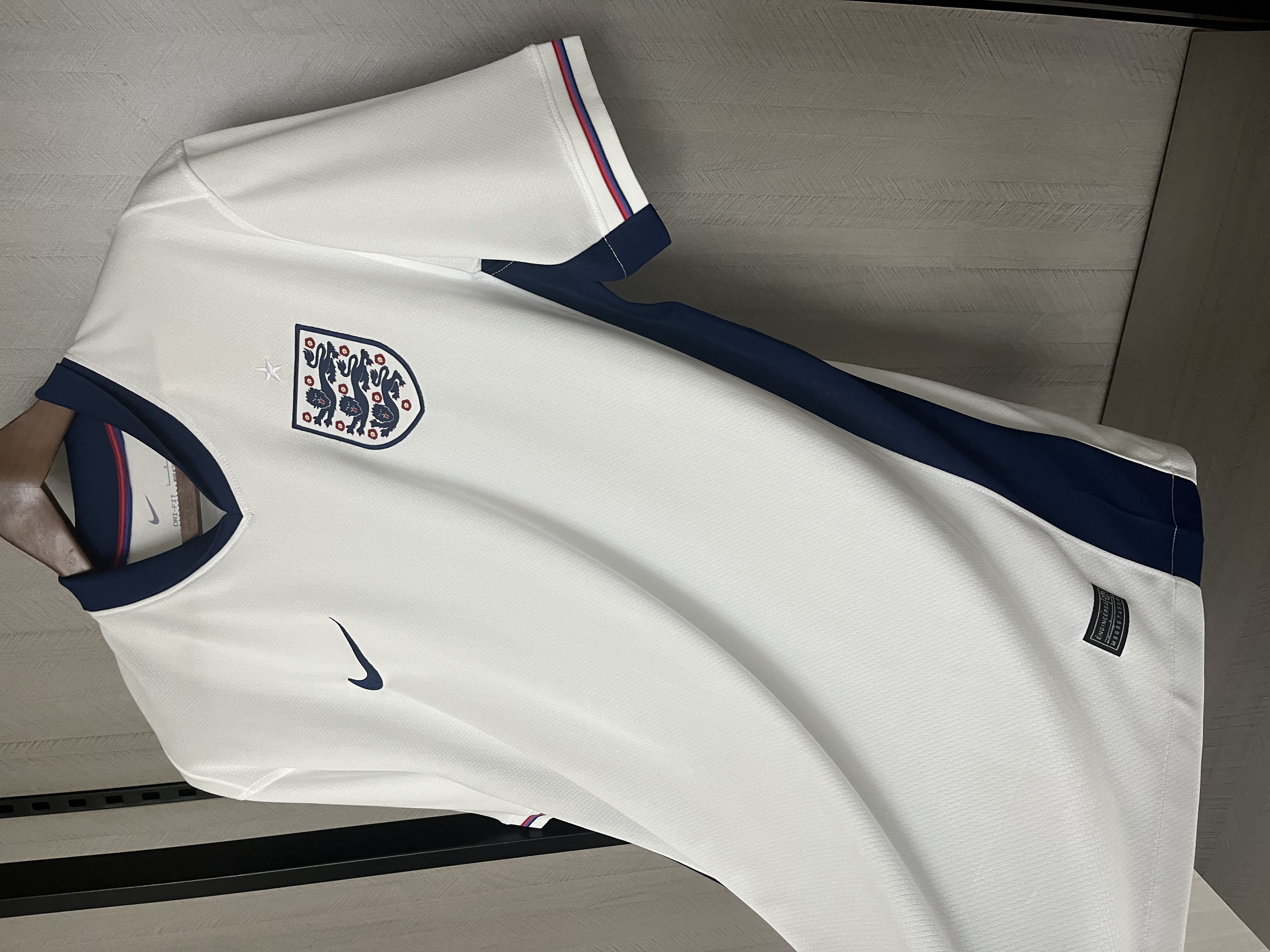 Camisola principal Inglaterra Euro 2024 - Versão adepto 7