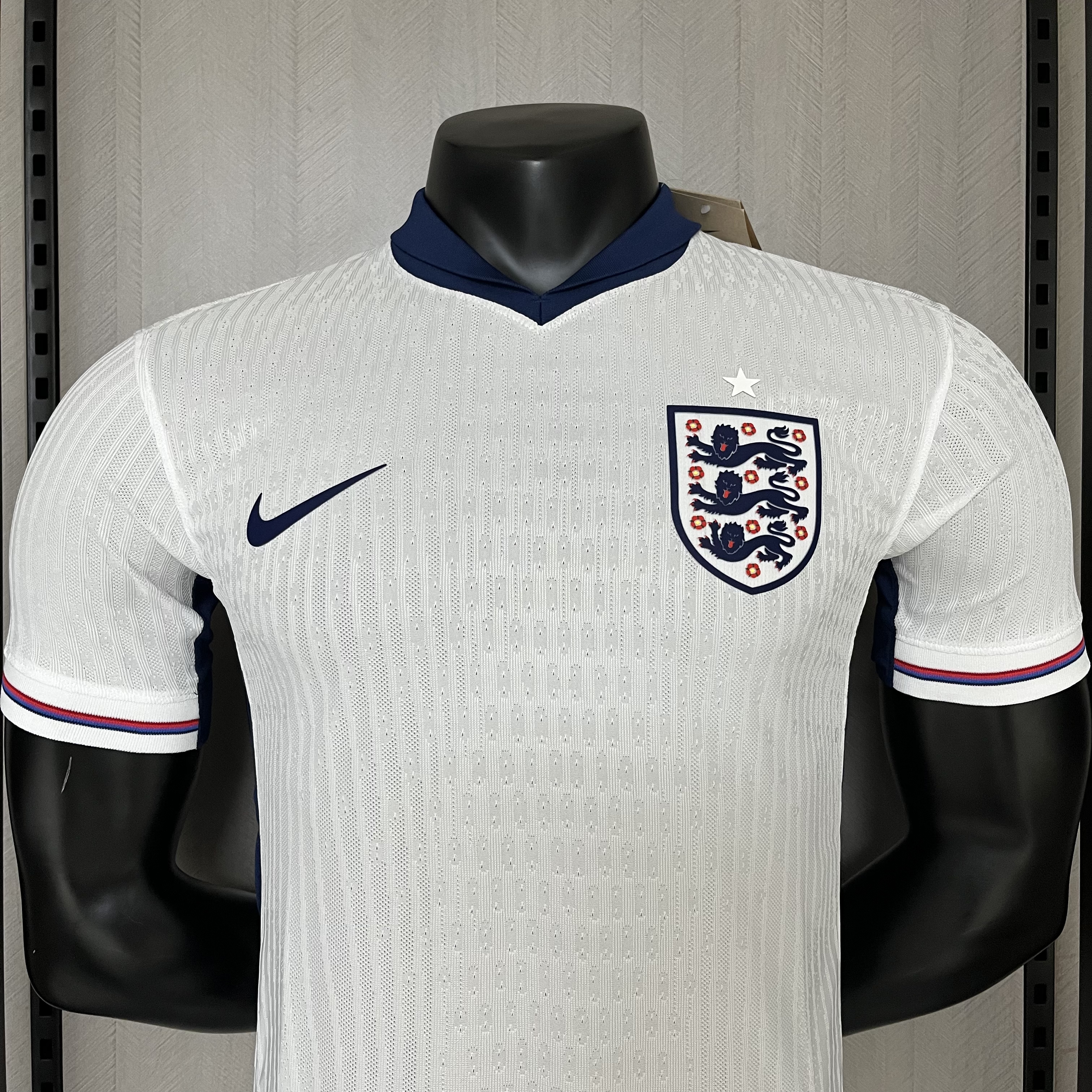 Camisola principal Inglaterra Euro 2024 - Versão Jogador 3