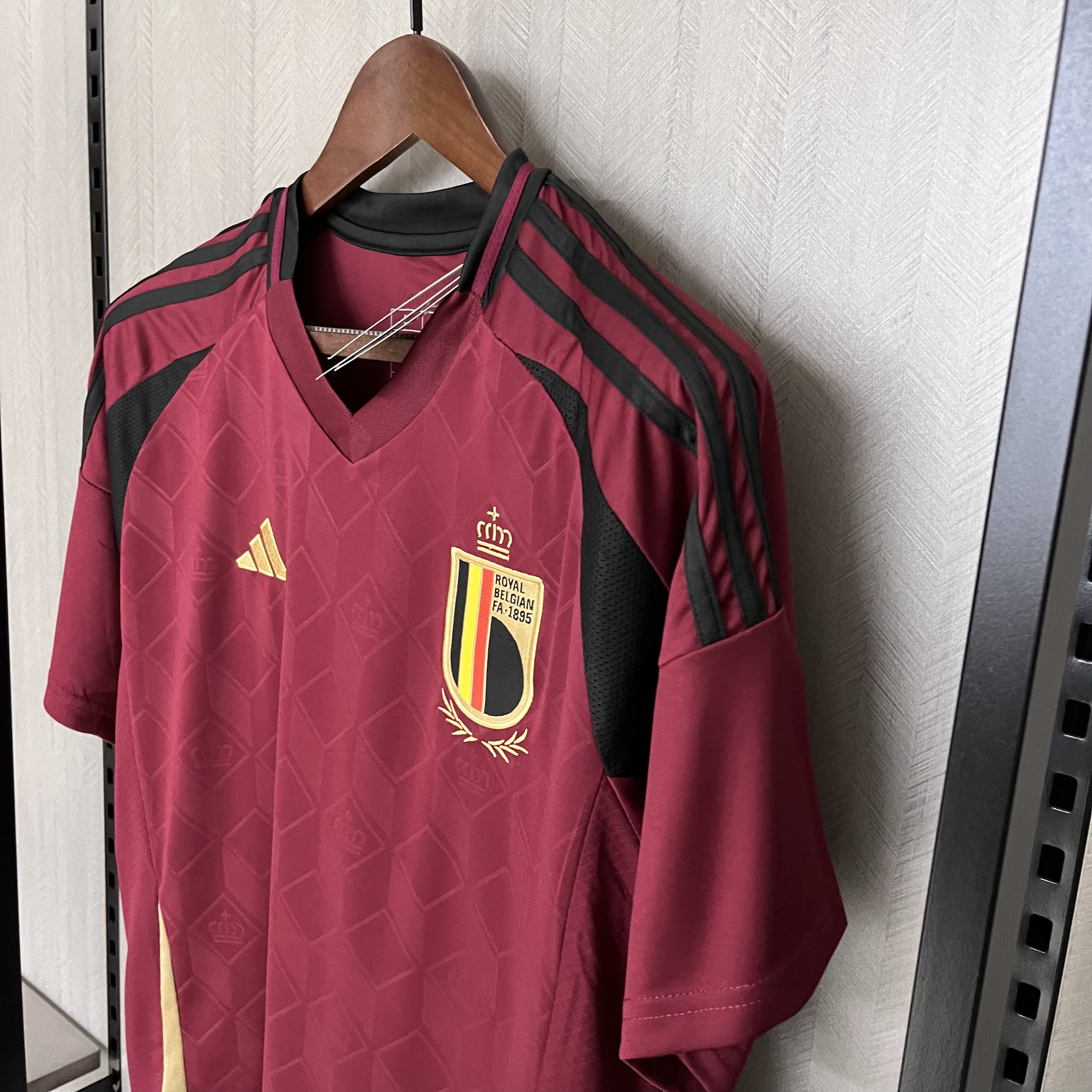 Camisola principal Bélgica Euro 2024 - Versão adepto 10