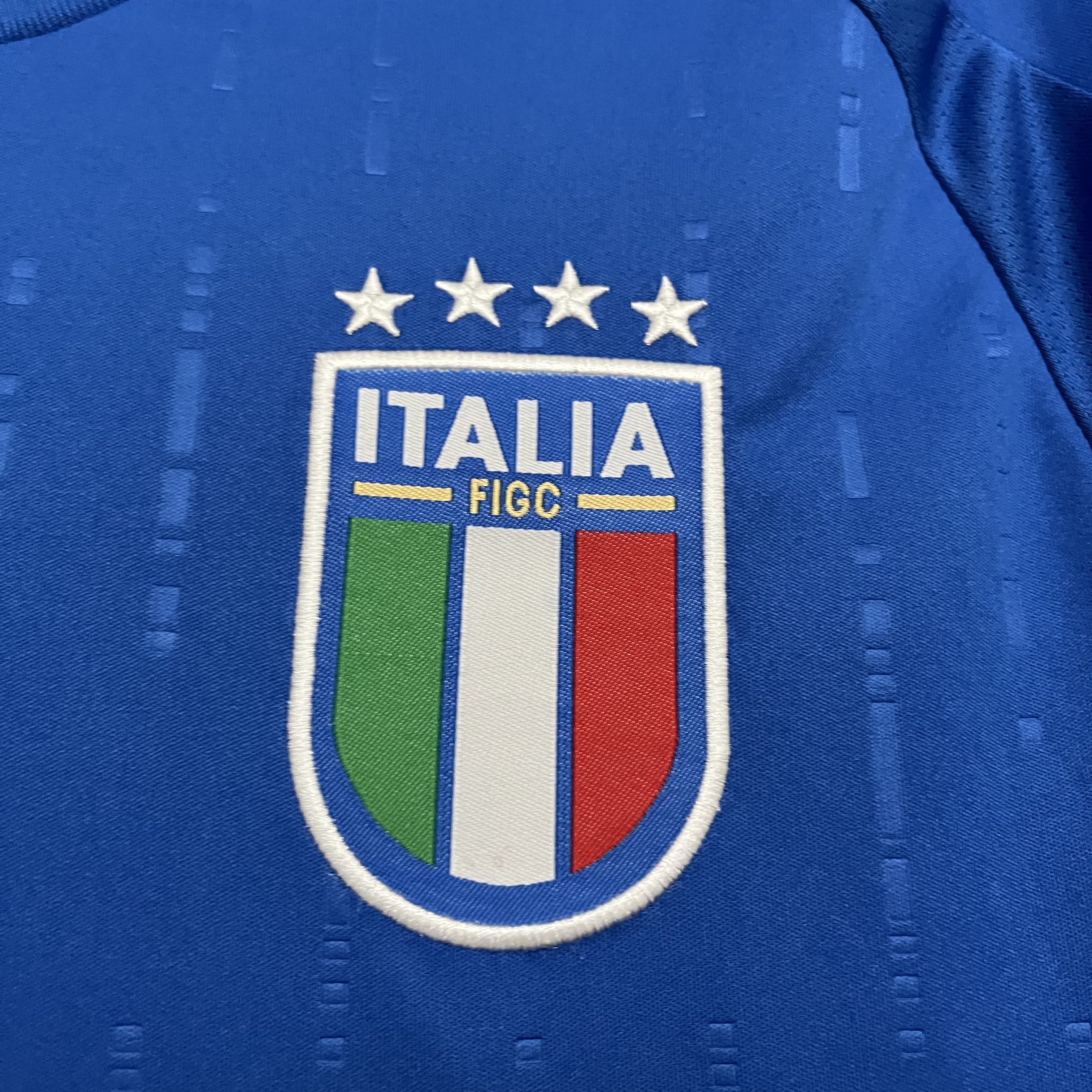 Camisola principal Itália Euro 2024 - Versão adepto 4