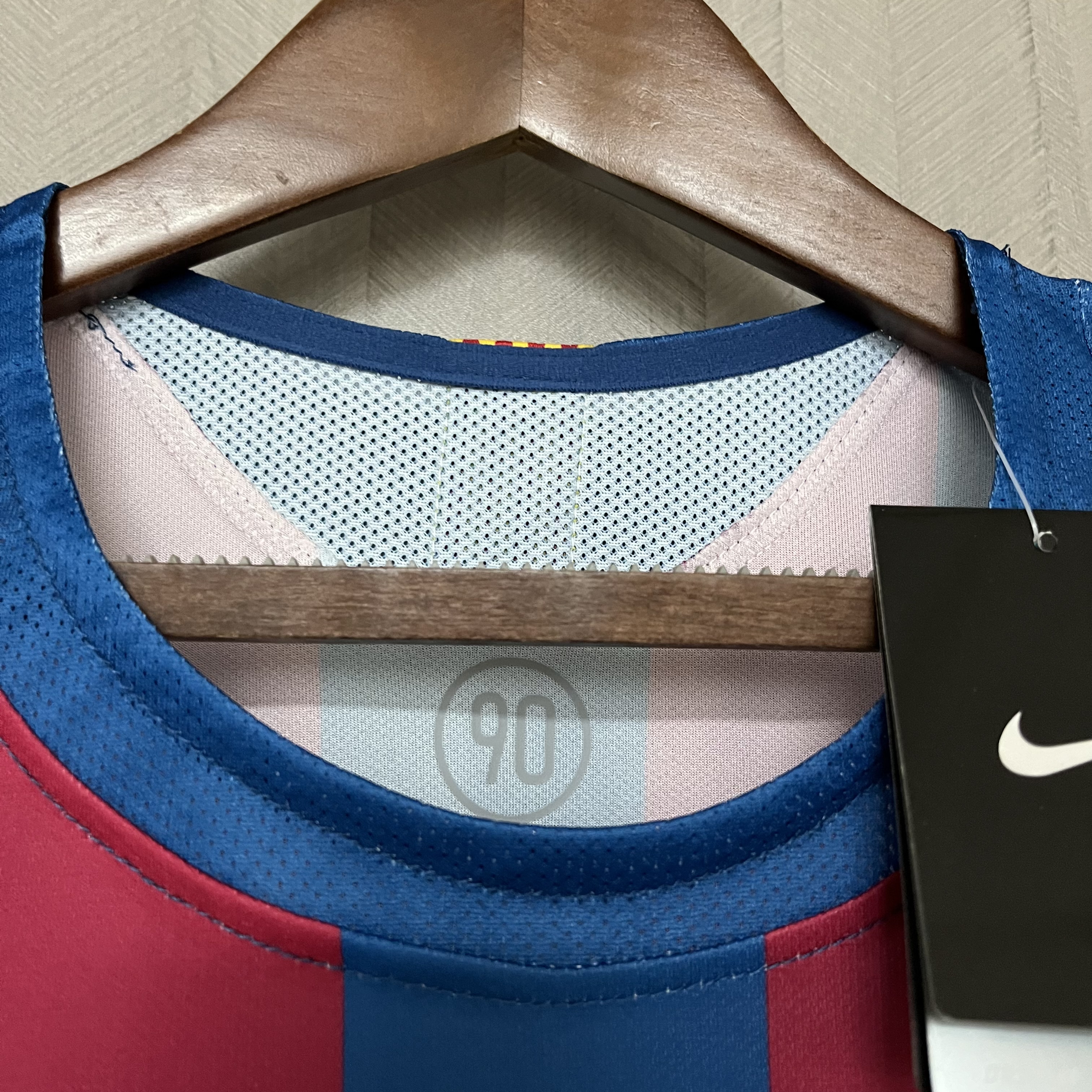 Camisola principal Barcelona 2005/2006 - Versão adepto 6