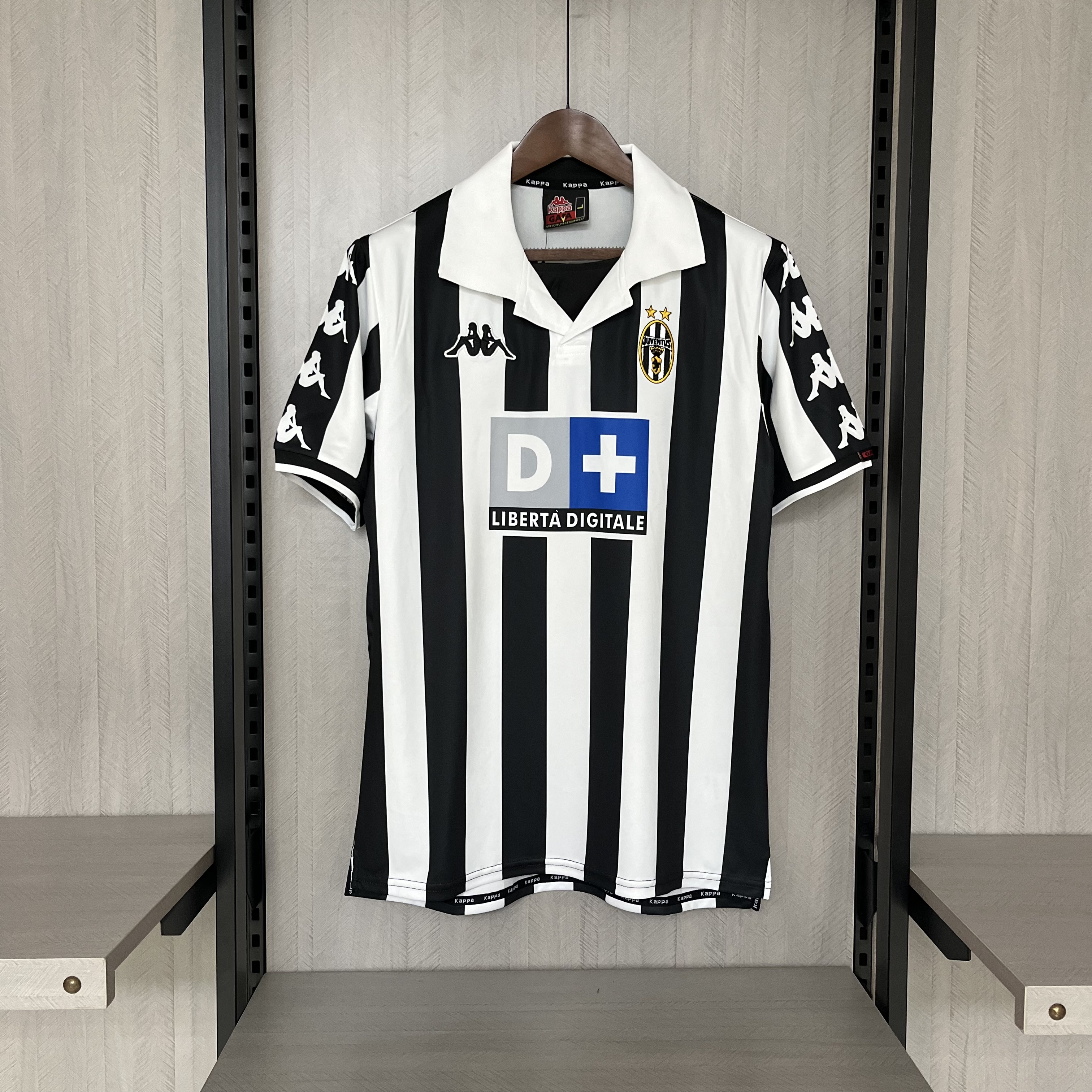 Camisola Principal Juventus 1999/2000 - Versão adepto 1