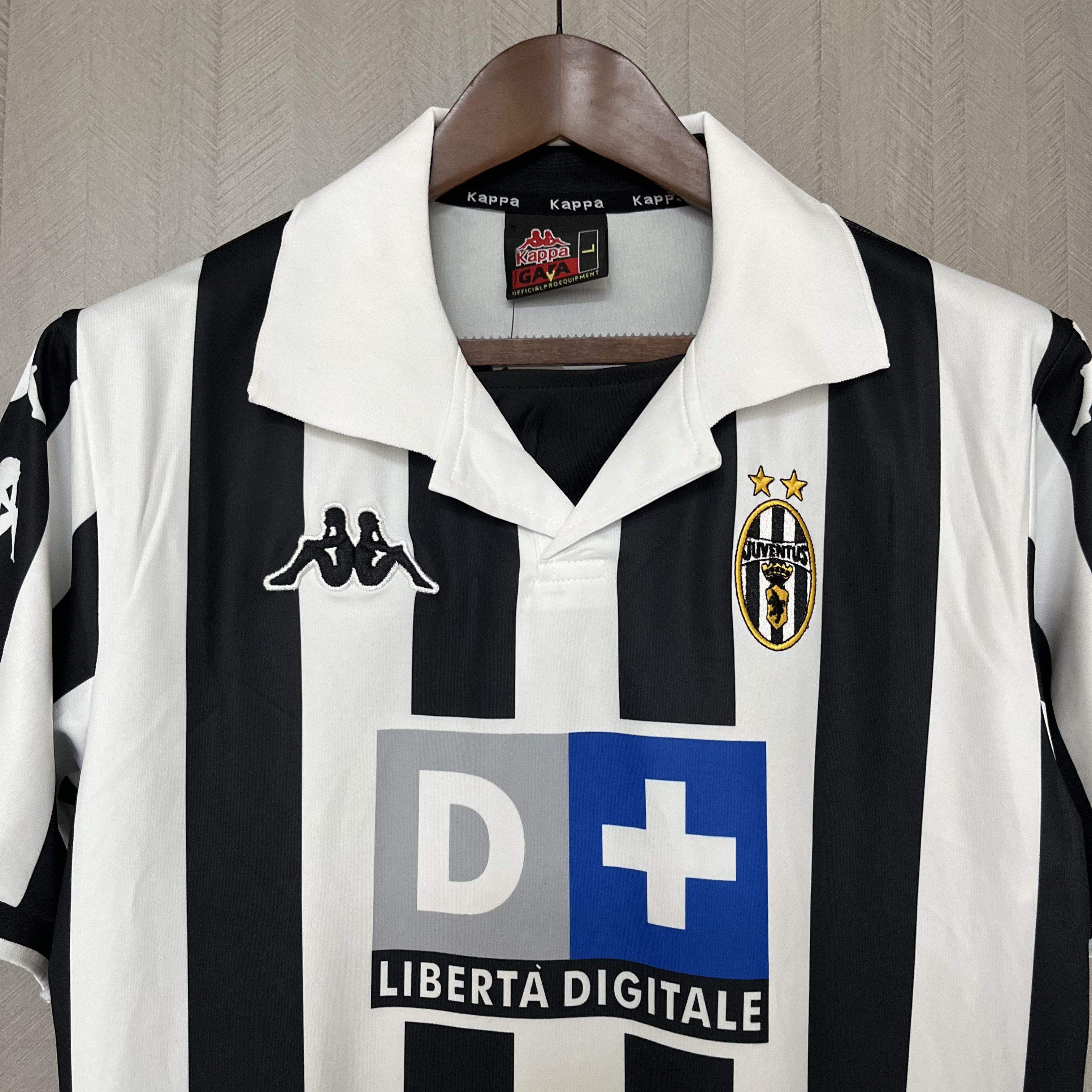 Camisola Principal Juventus 1999/2000 - Versão adepto 7