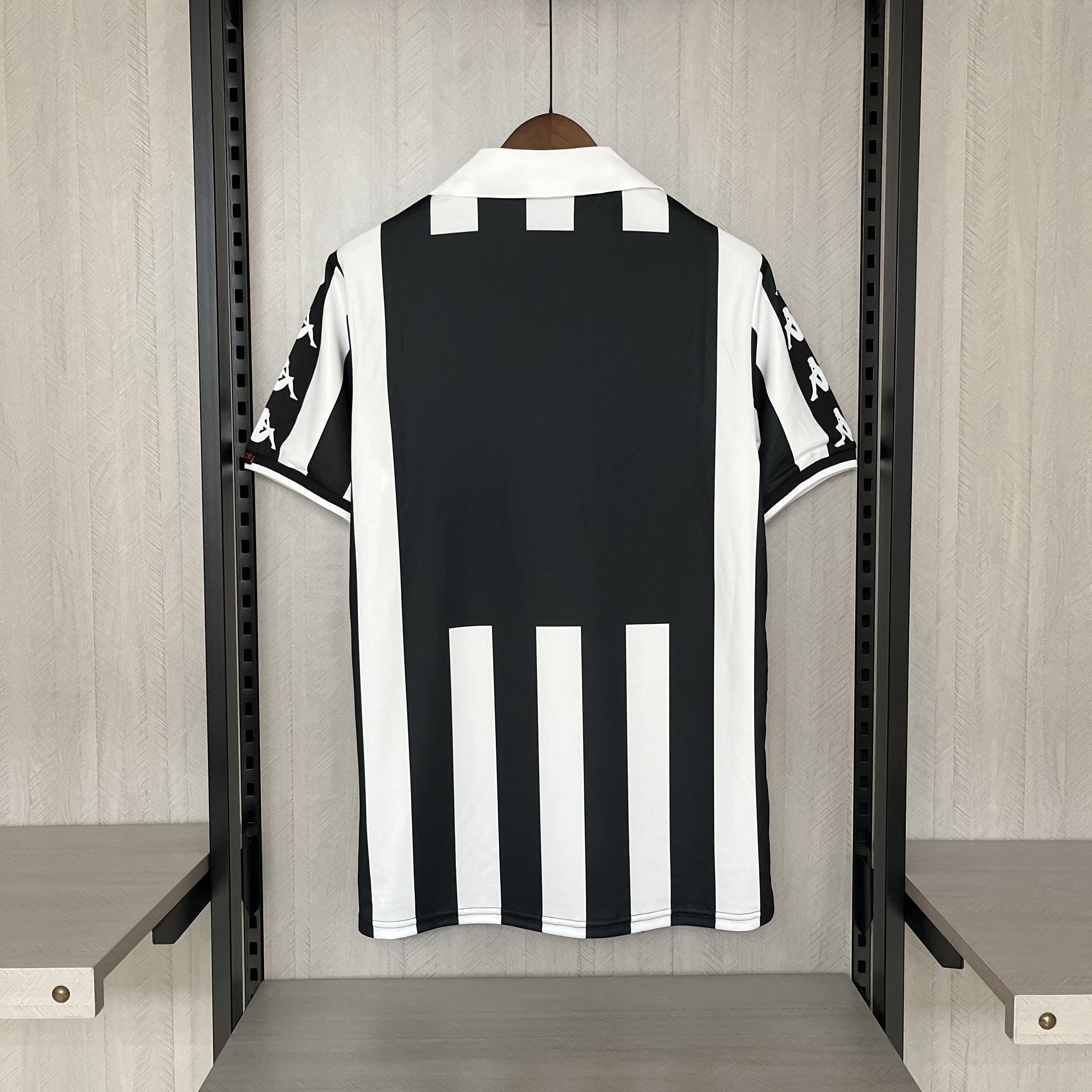 Camisola Principal Juventus 1999/2000 - Versão adepto 3