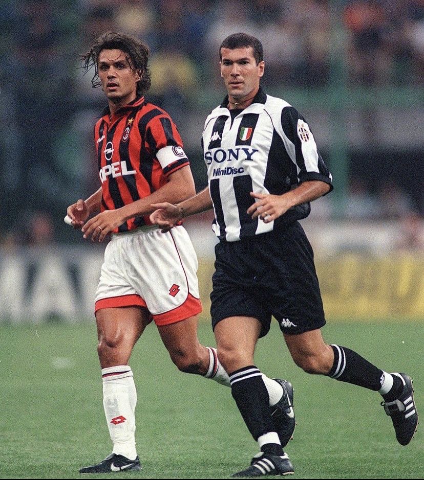 Camisola Principal Juventus 1997/1998 - Versão adepto 2