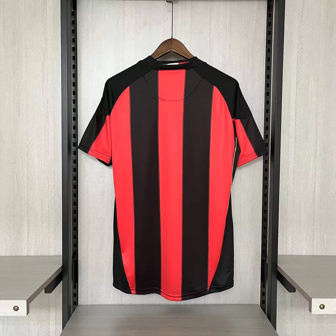 Camisola Principal Ac Milan 2010/2011 - Versão adepto 3