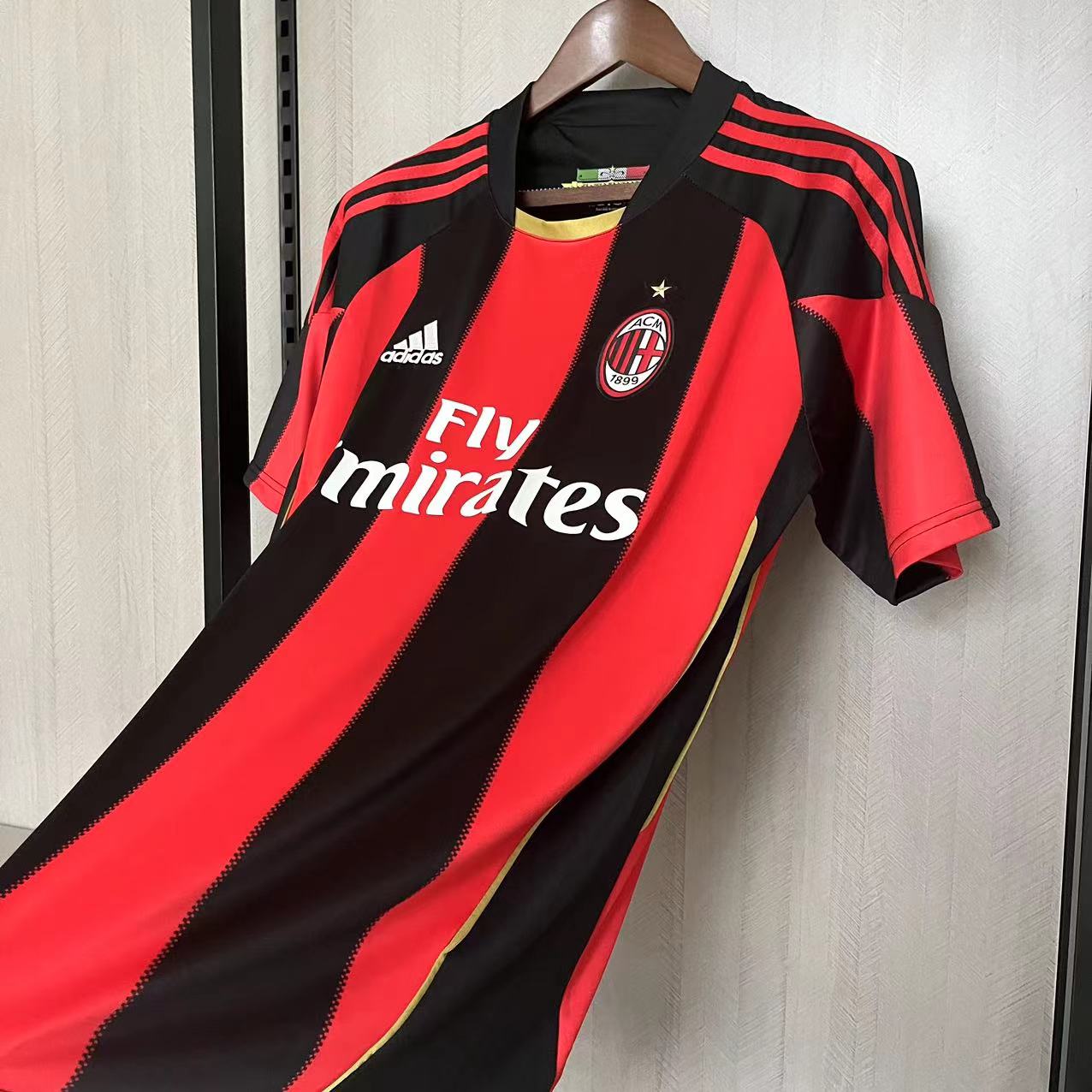 Camisola Principal Ac Milan 2010/2011 - Versão adepto 10