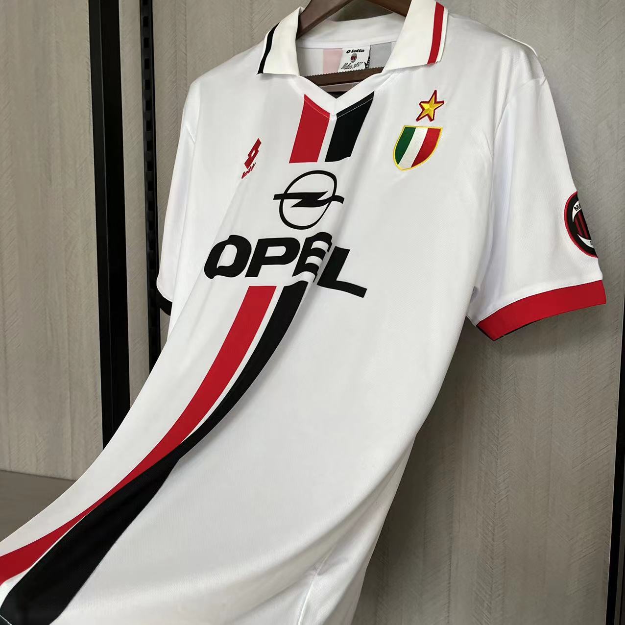 Camisola alternativa Ac Milan 1996/1997 - Versão adepto 8