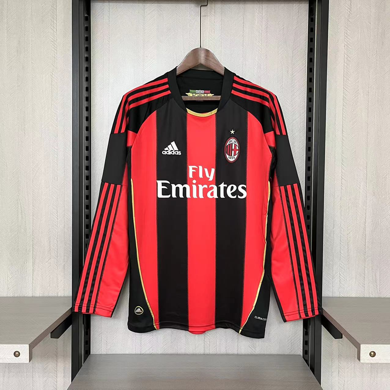 Camisola Principal Ac Milan 2010/2011 - Versão adepto - Manga comprida 1