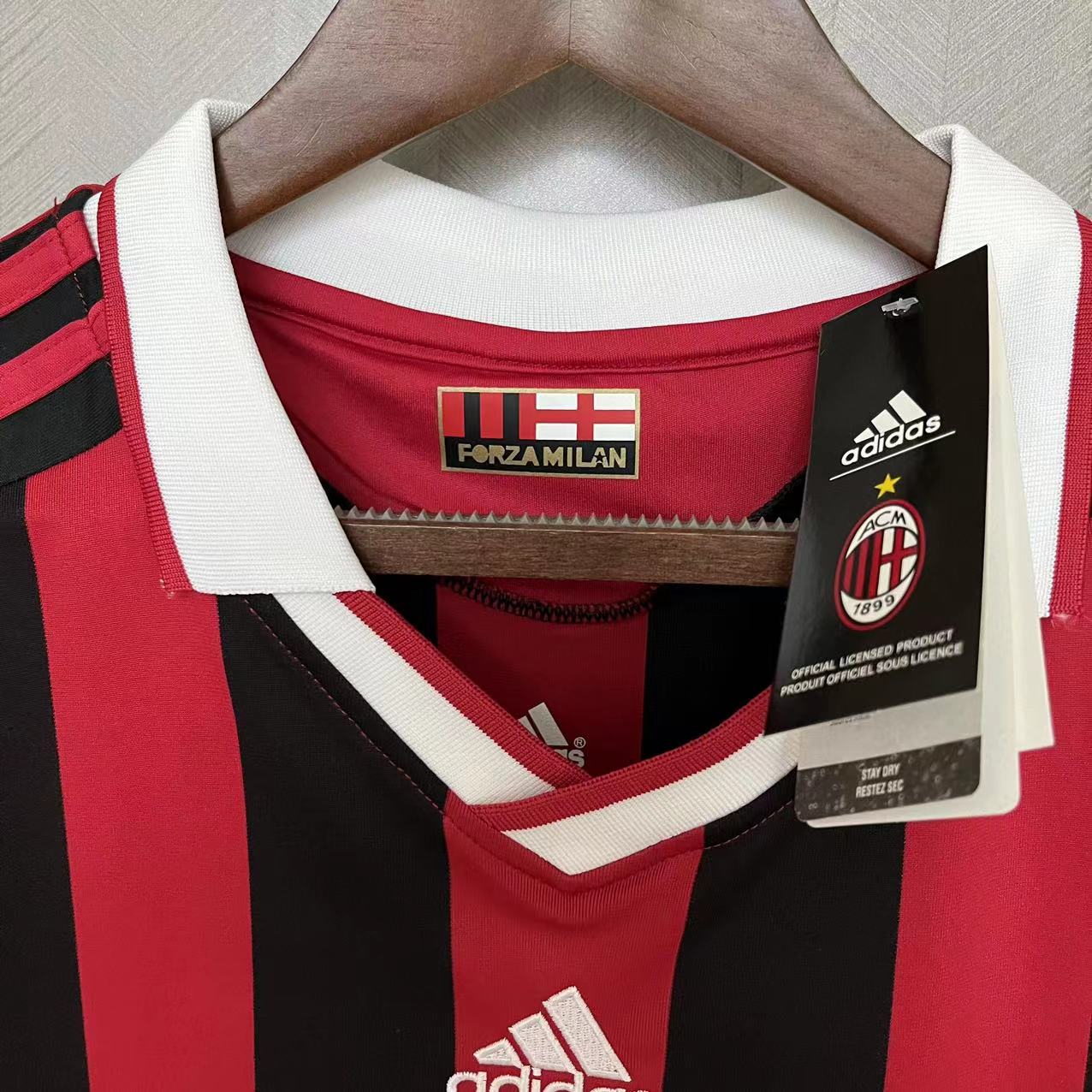 Camisola principal Ac Milan 2009/2010 - Versão adepto 8