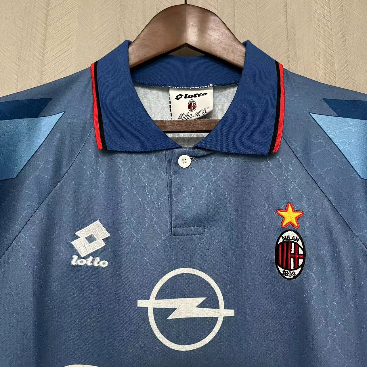 4ª Camisola Ac Milan 1995/1996 - Versão adepto 6
