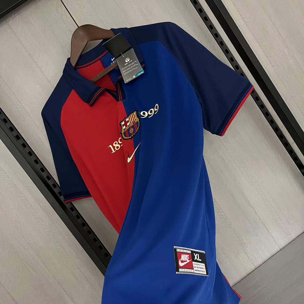 Camisola principal Barcelona 1999/2000 - Versão adepto 8