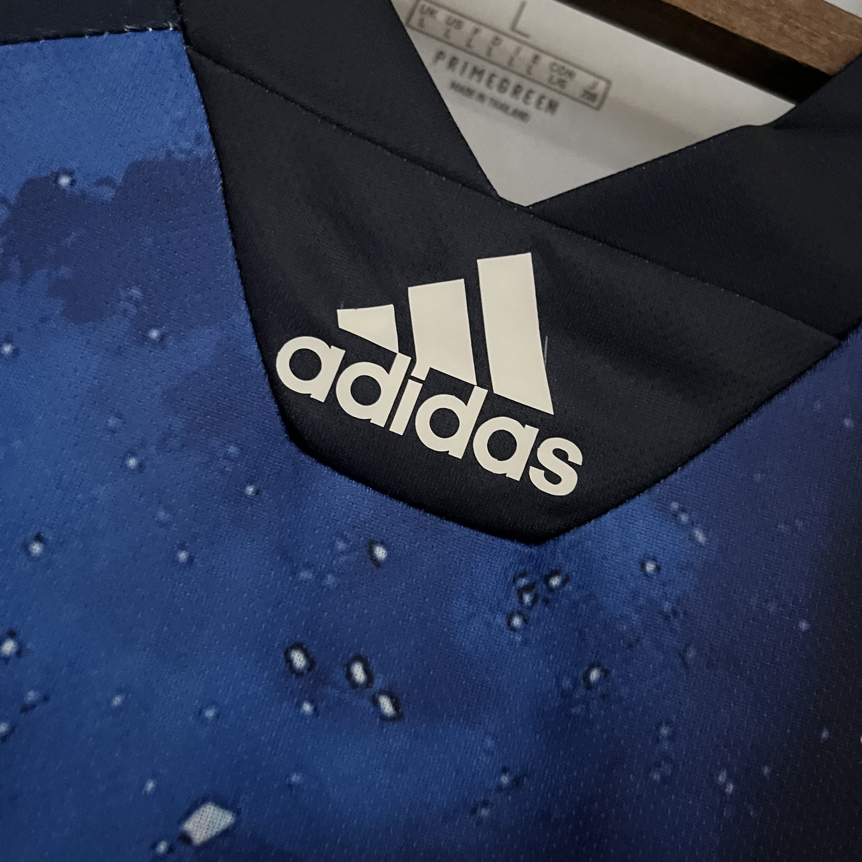 Camisola Real Madrid 2019/2020 Edição EA Sports  - Versão adepto 5