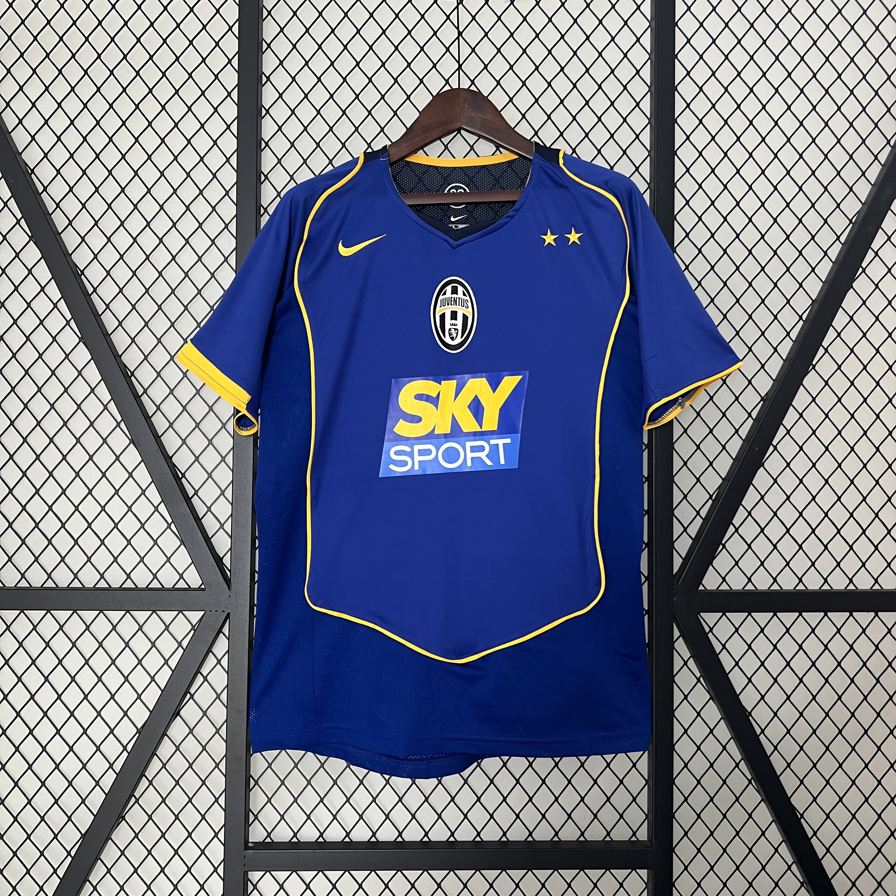 Camisola alternativa Juventus 2004/2005 - Versão adepto 1