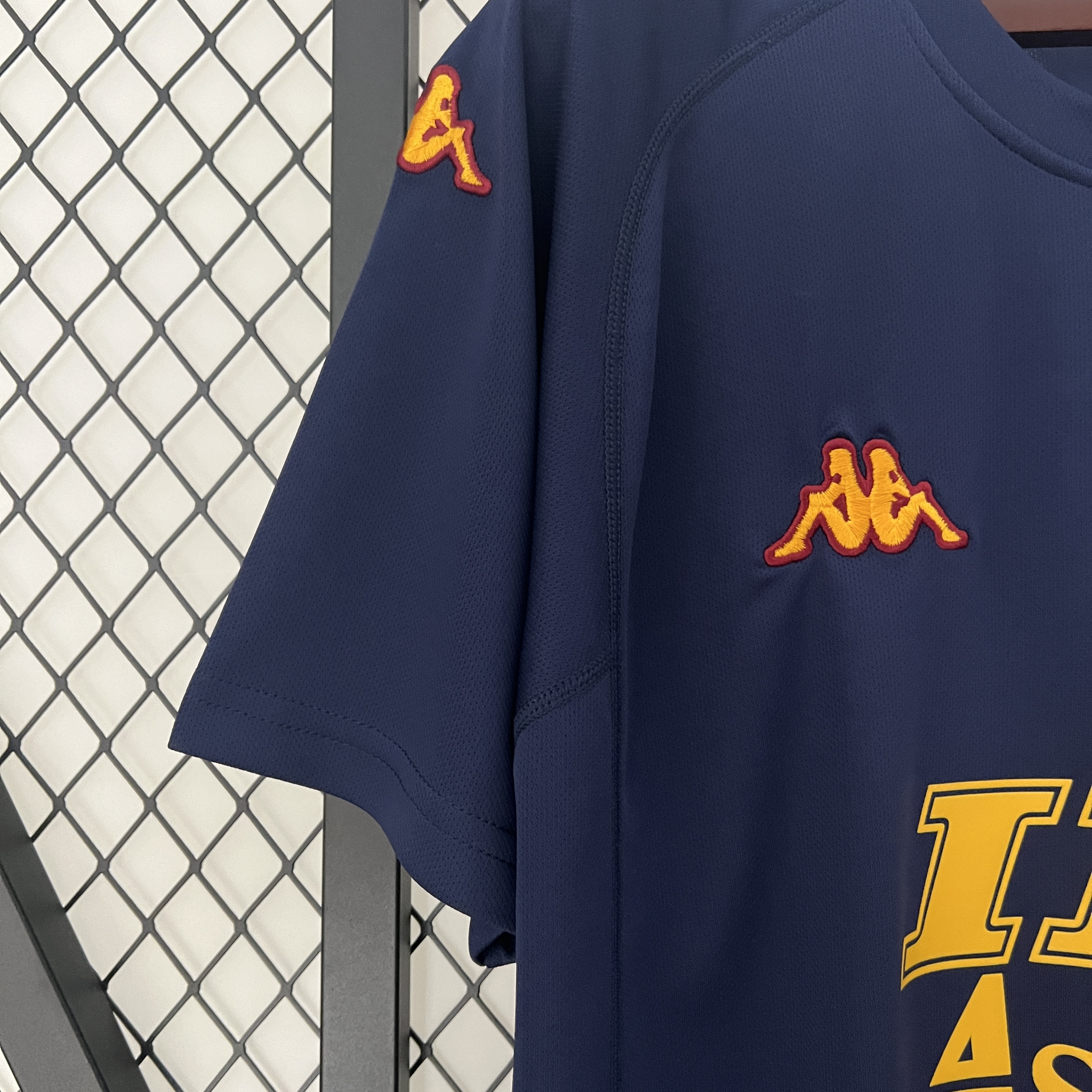 3ª Camisola AS Roma 2000/2001  - Versão adepto 8