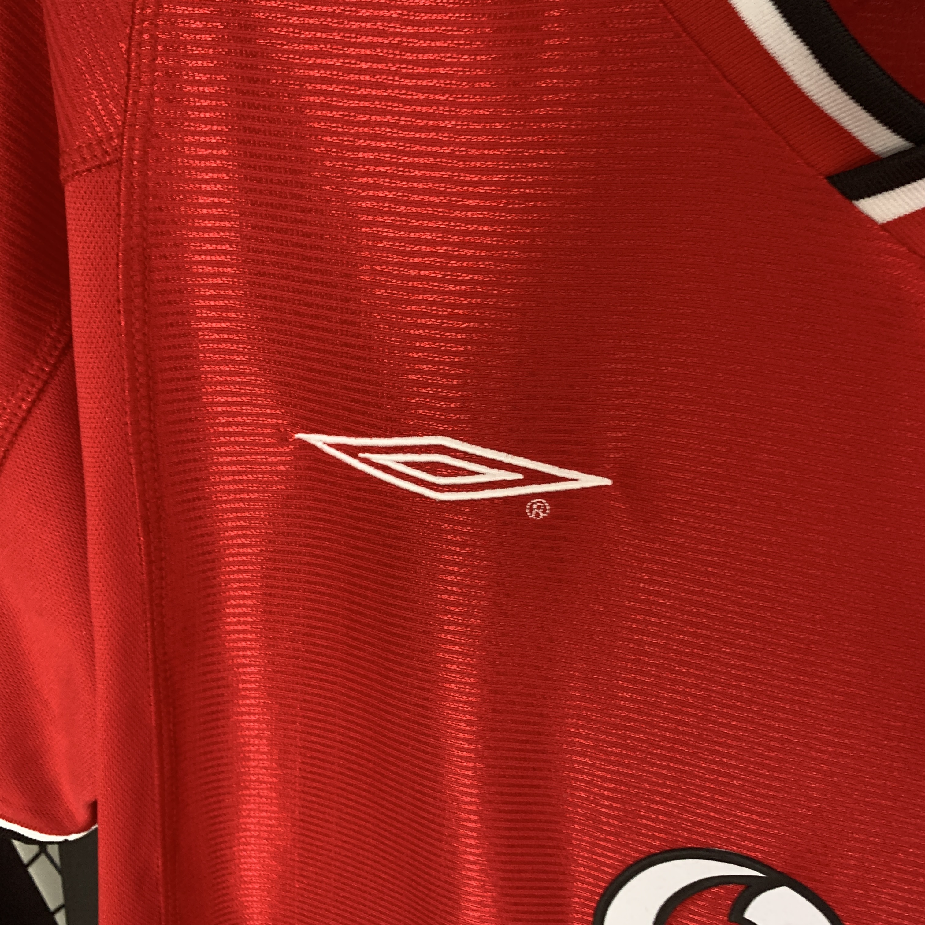 Camisola principal Manchester United 2000/2002 - versão adepto 5