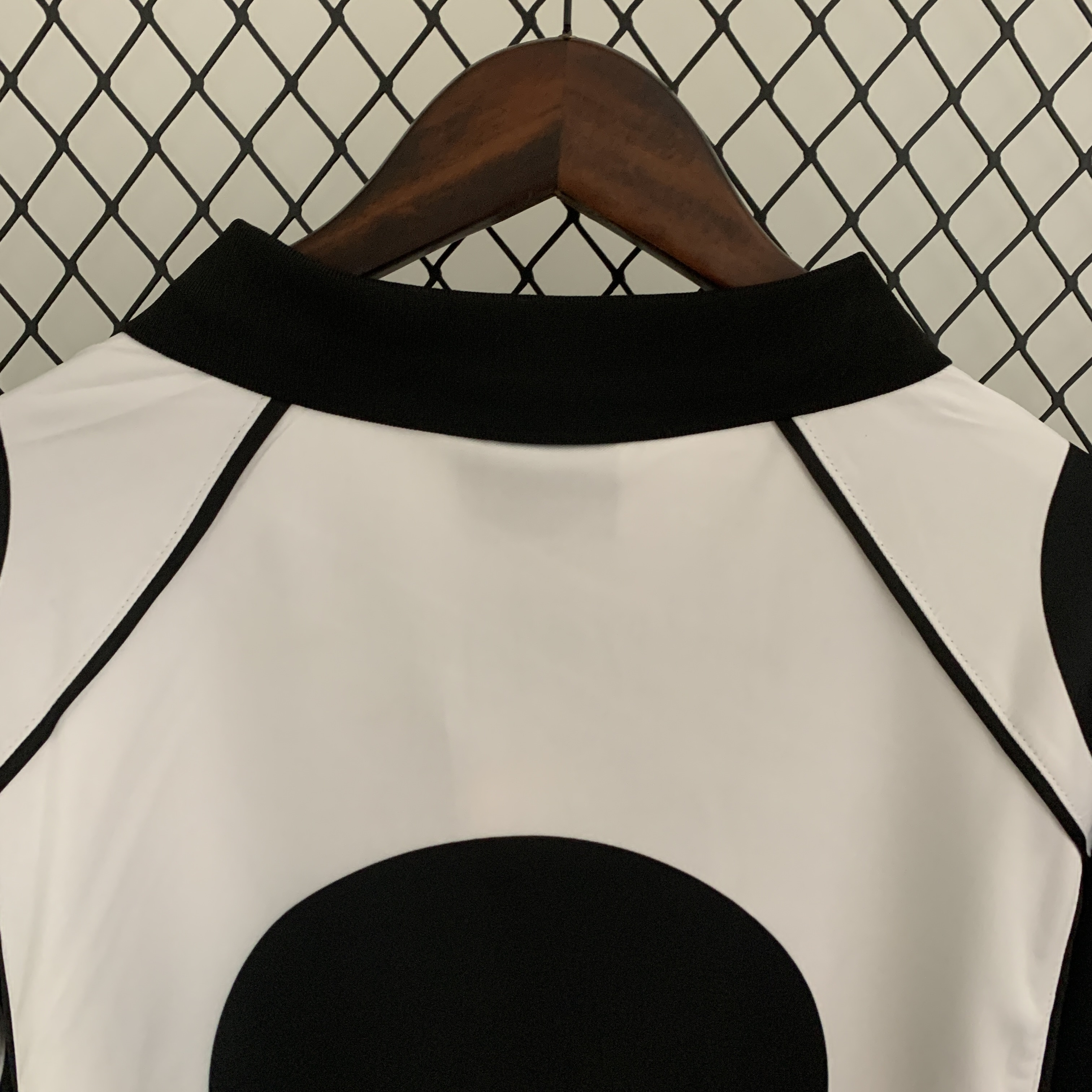 Camisola Principal Juventus 1997/1998 - Versão adepto - Manga comprida 6