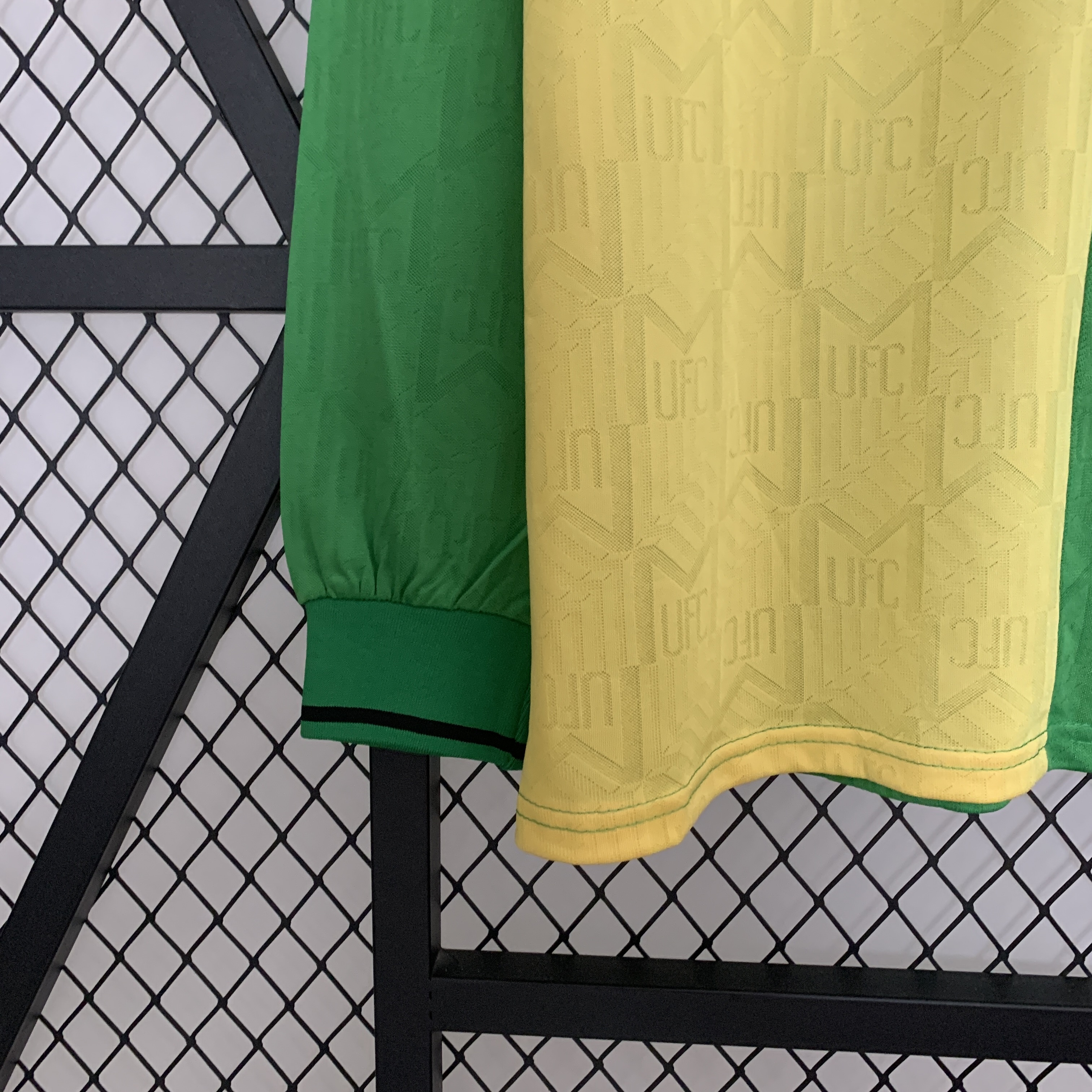 3ª Camisola Manchester United 1992/1994 - versão adepto - Manga comprida 9