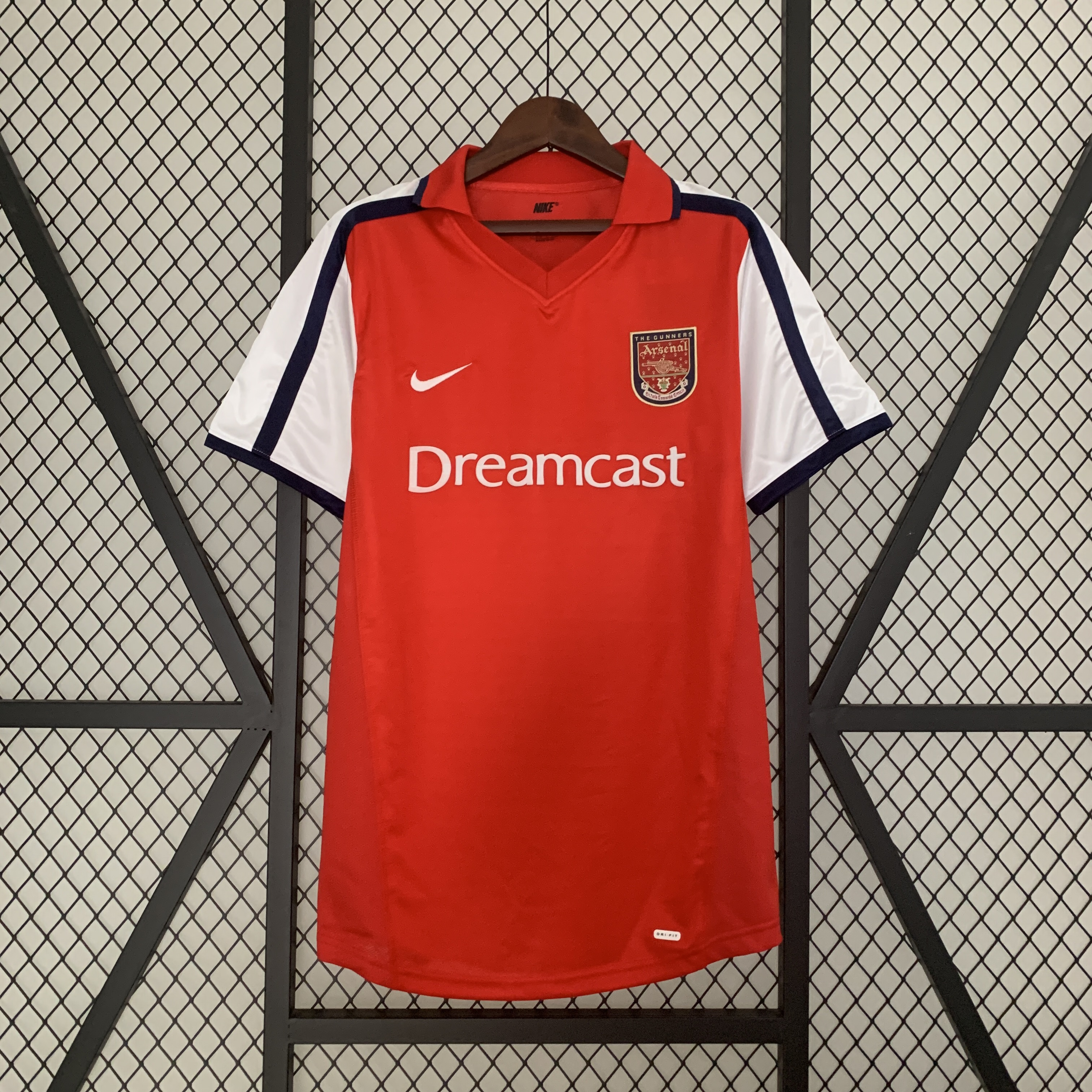 Camisola principal Arsenal 2000/2002 - Versão adepto 1