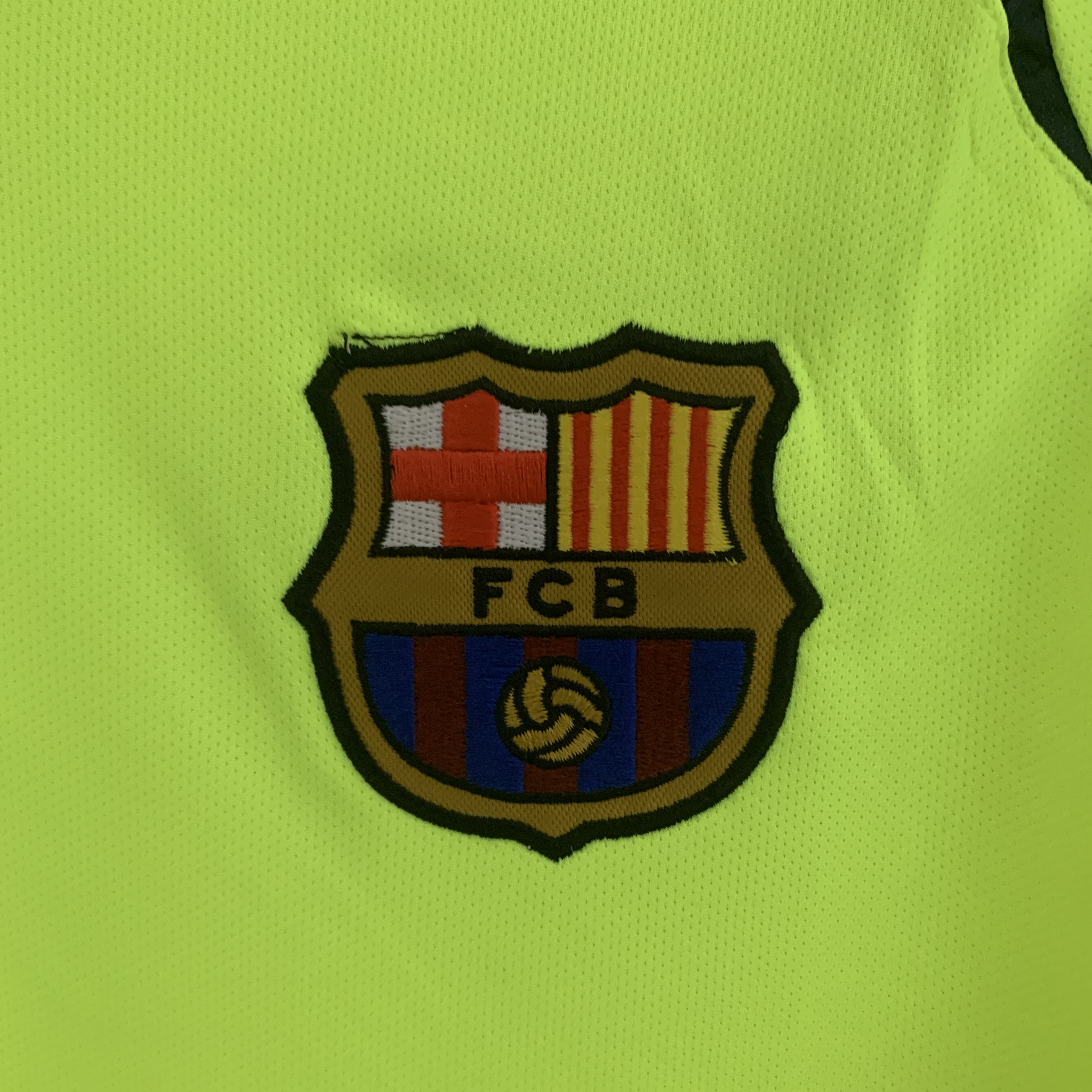 Camisola alternativa Barcelona 2005/2006 - Versão adepto 4