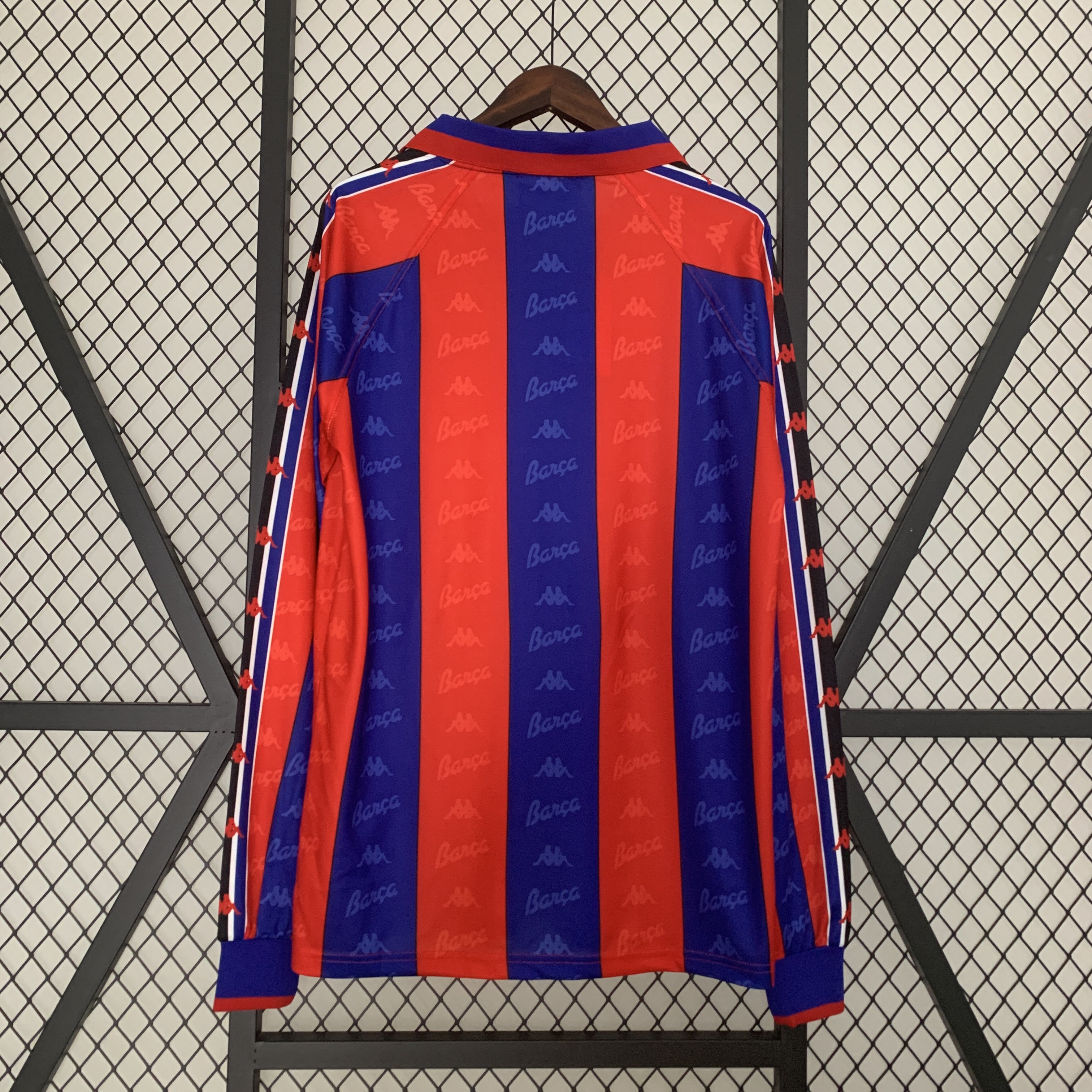 Camisola principal Barcelona 1996/1997 Manga comprida - Versão adepto 3