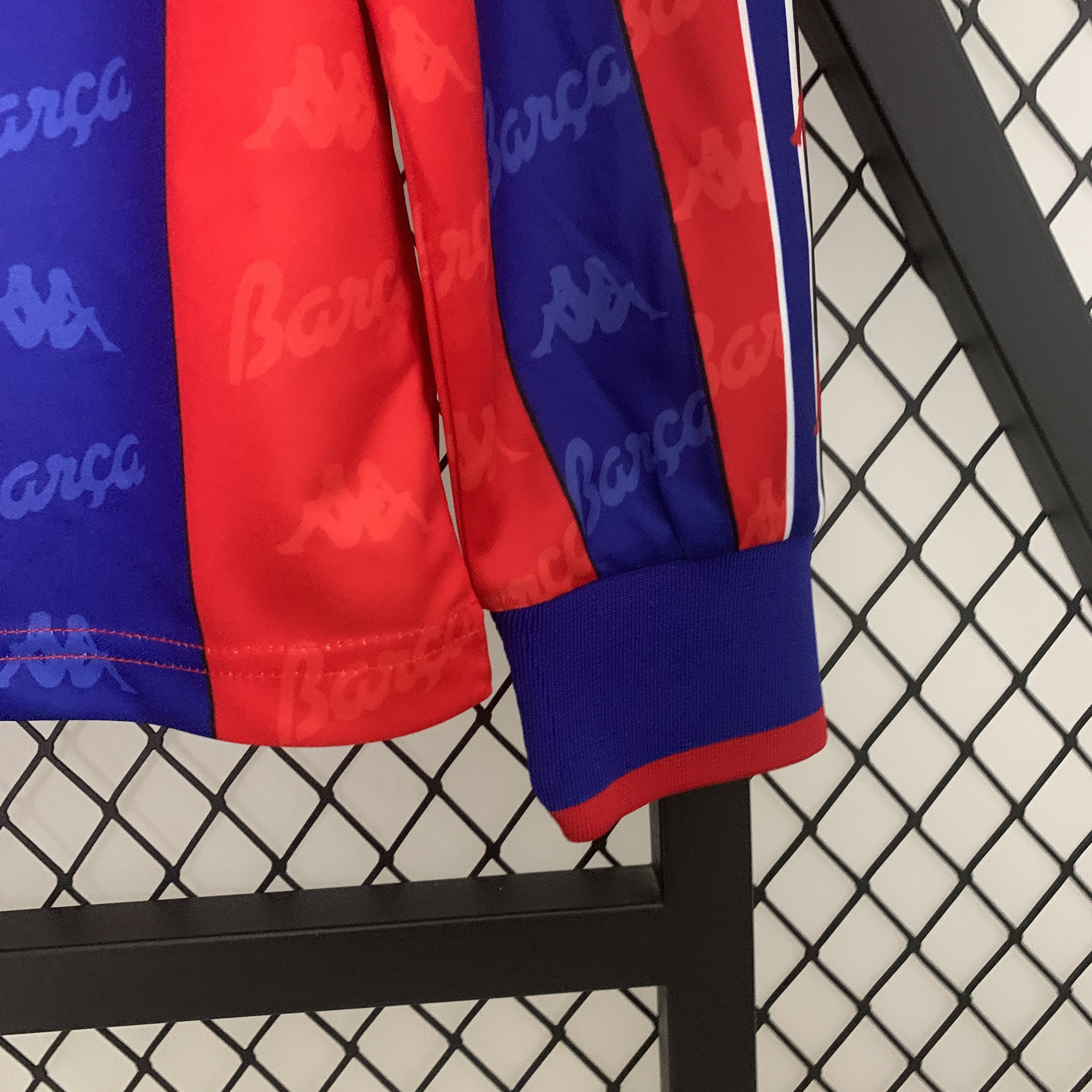 Camisola principal Barcelona 1996/1997 Manga comprida - Versão adepto 8