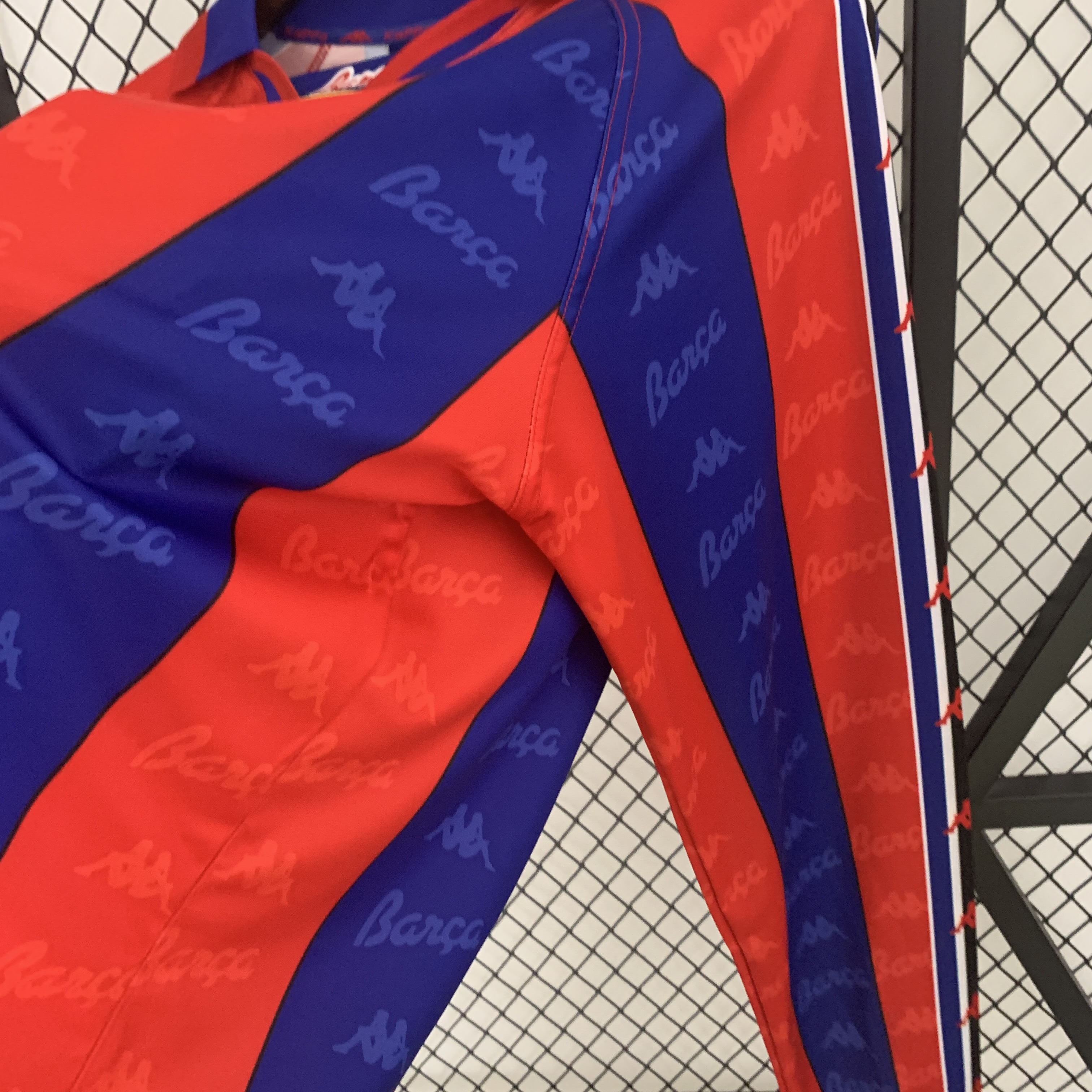 Camisola principal Barcelona 1996/1997 Manga comprida - Versão adepto 9