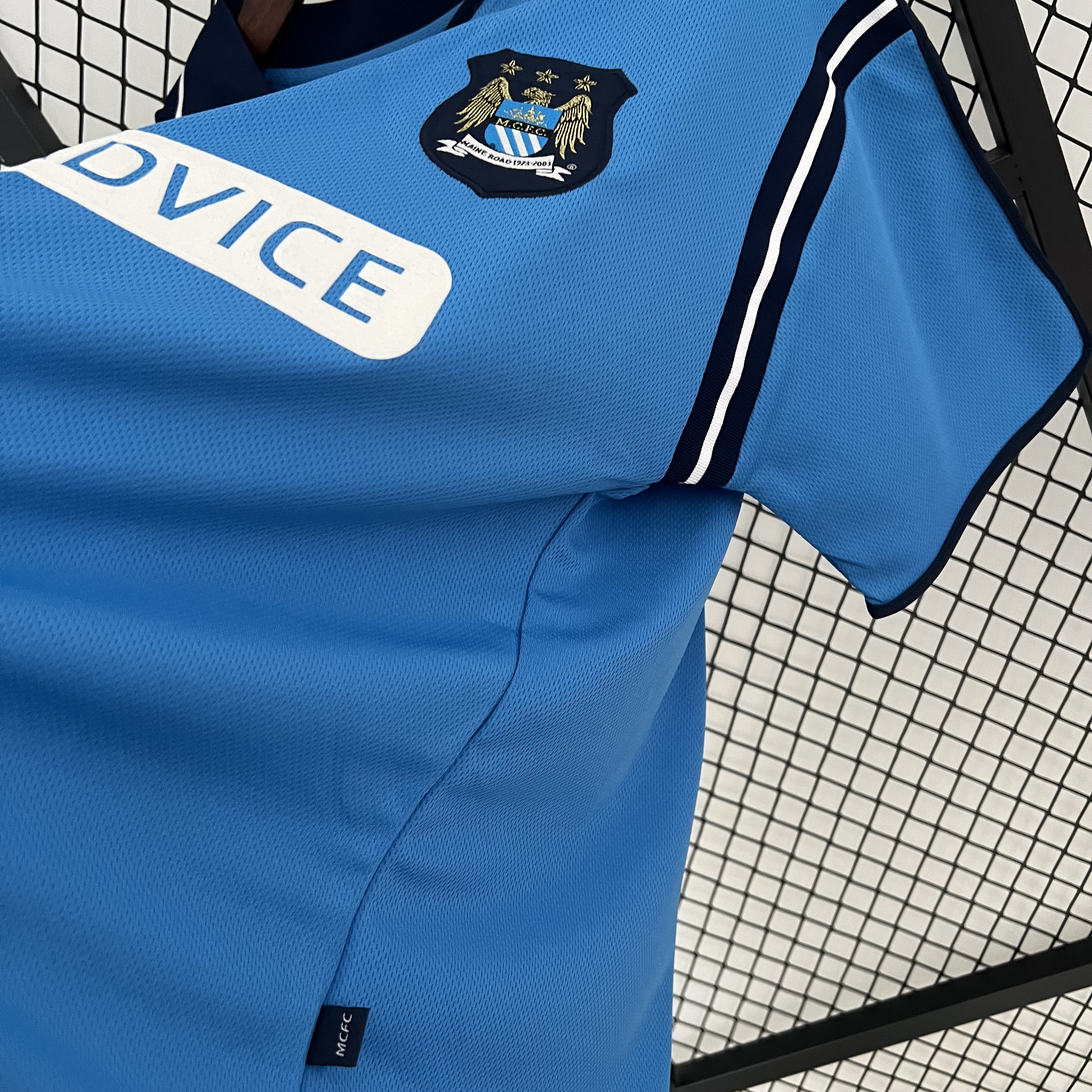 Camisola principal Man City 2002/2003 - Versão adepto 8