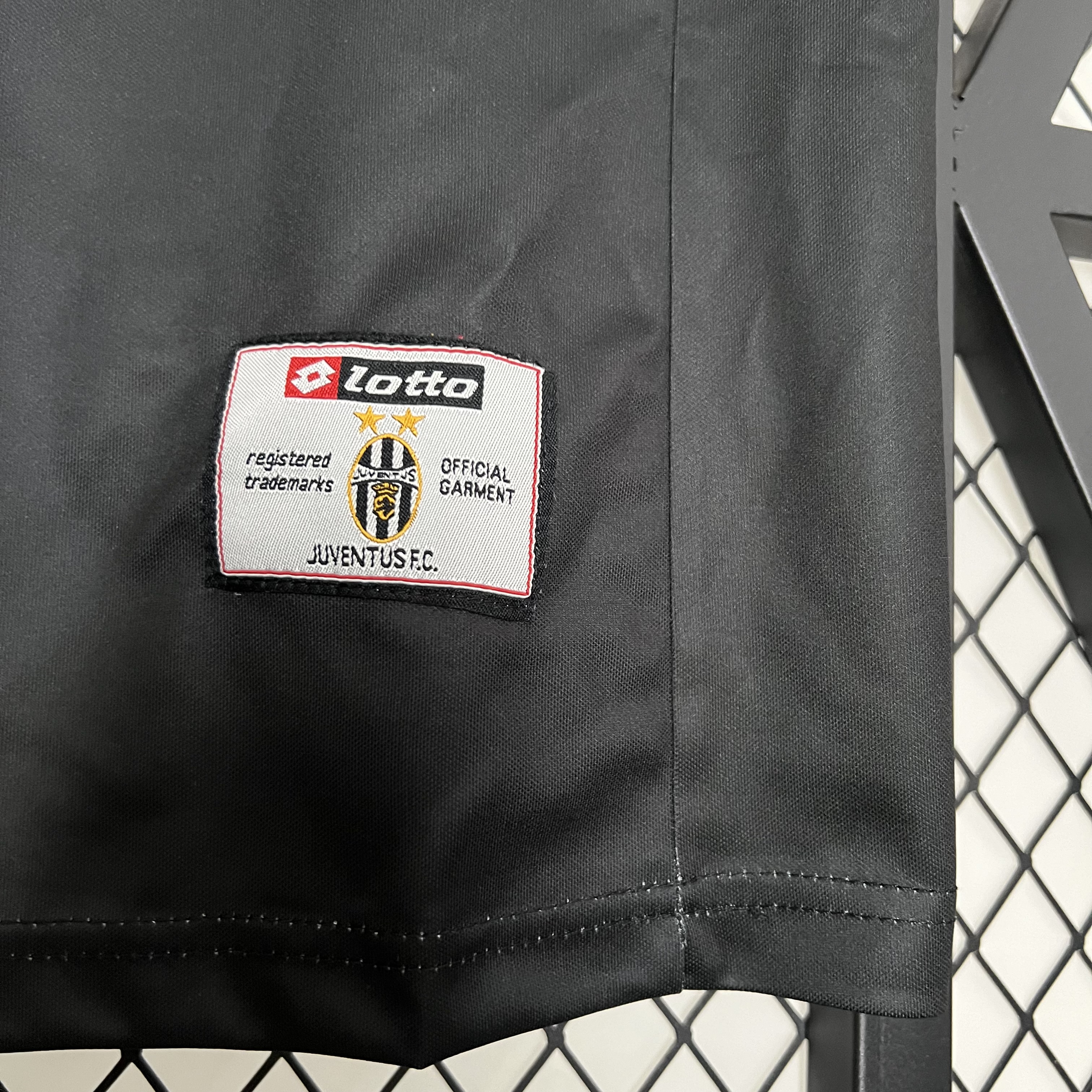 Camisola alternativa Juventus 2001/2002 - Versão adepto 10