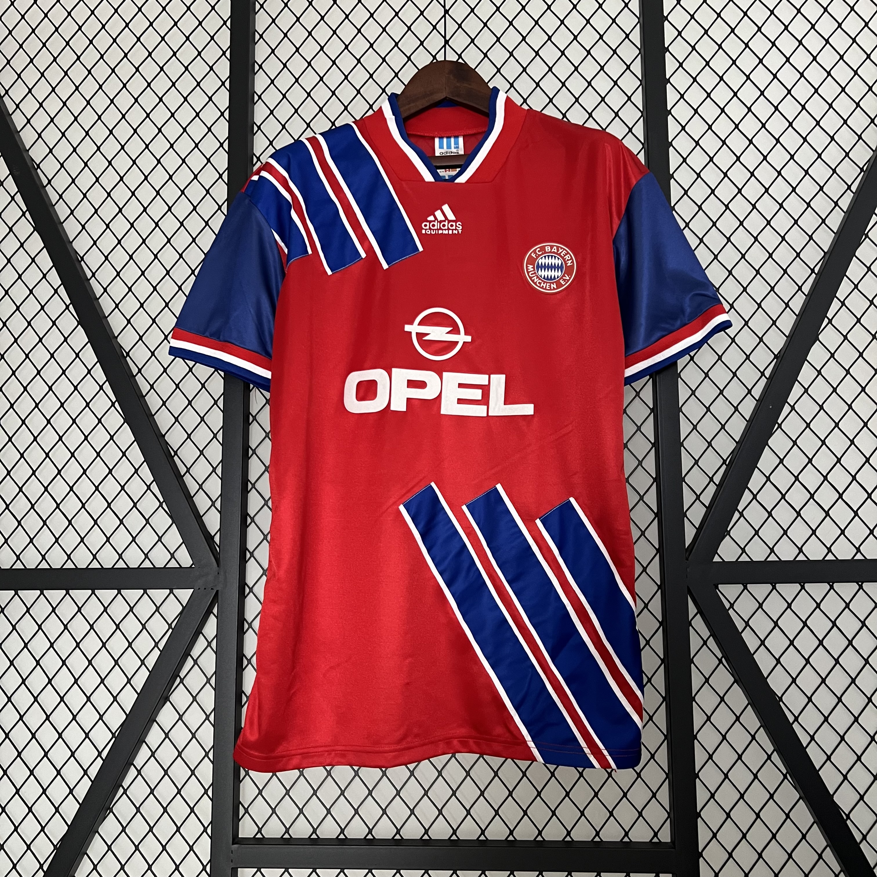 Camisola Principal Bayern Munique 1993/1995 Versão adepto 1