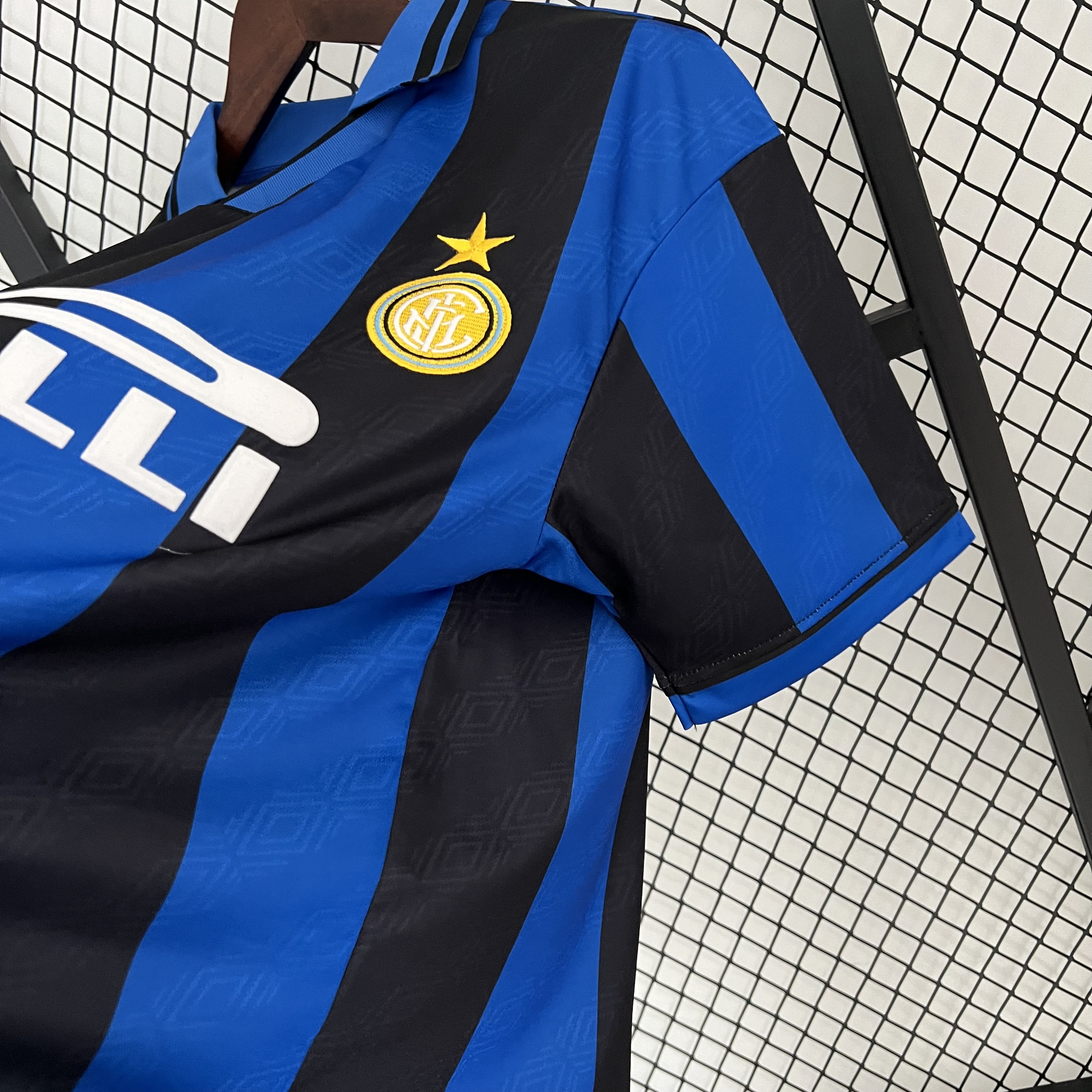 Camisola principal Inter 1995/1996 - Versão adepto 9
