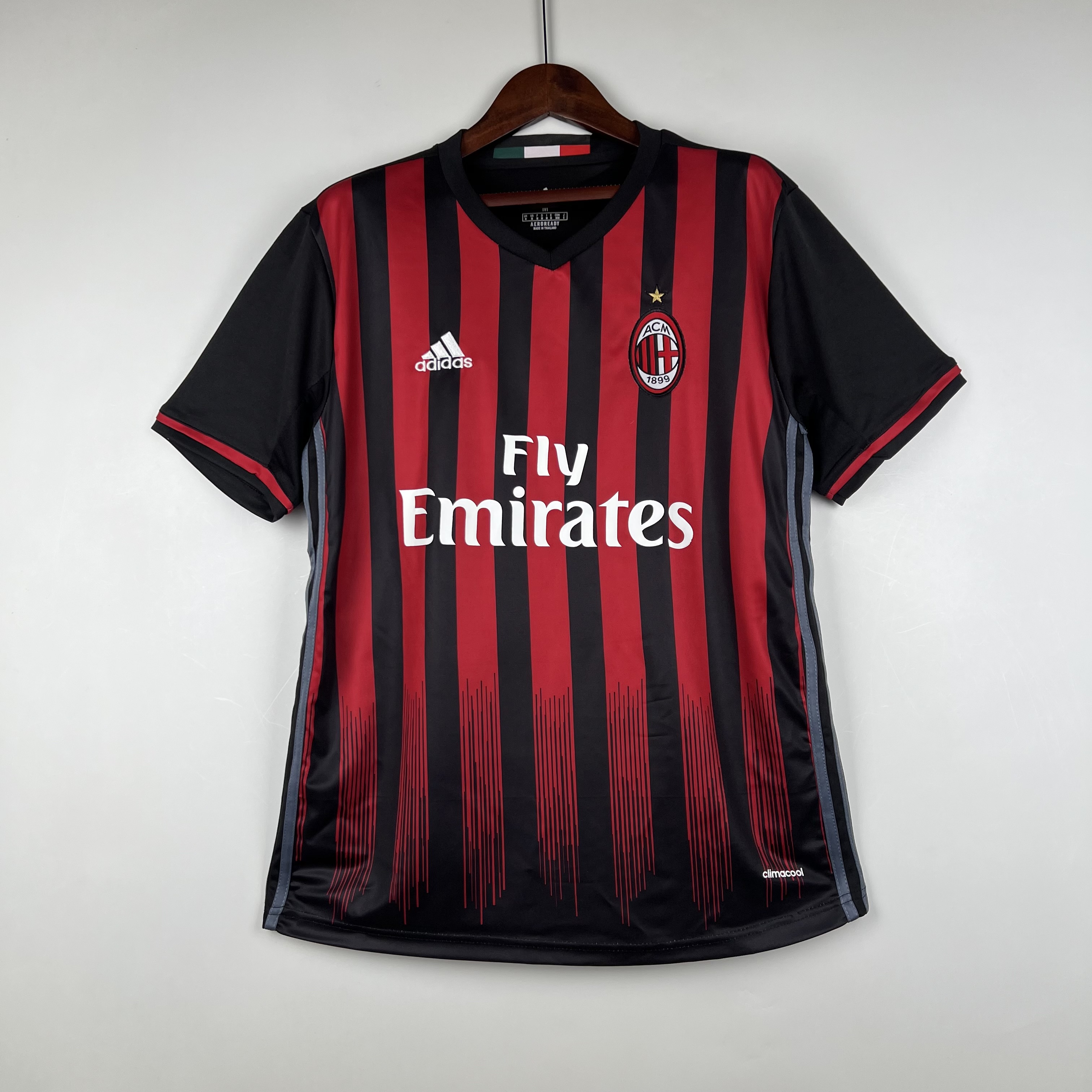 Camisola Principal Ac Milan 2016/2017 - Versão adepto 1