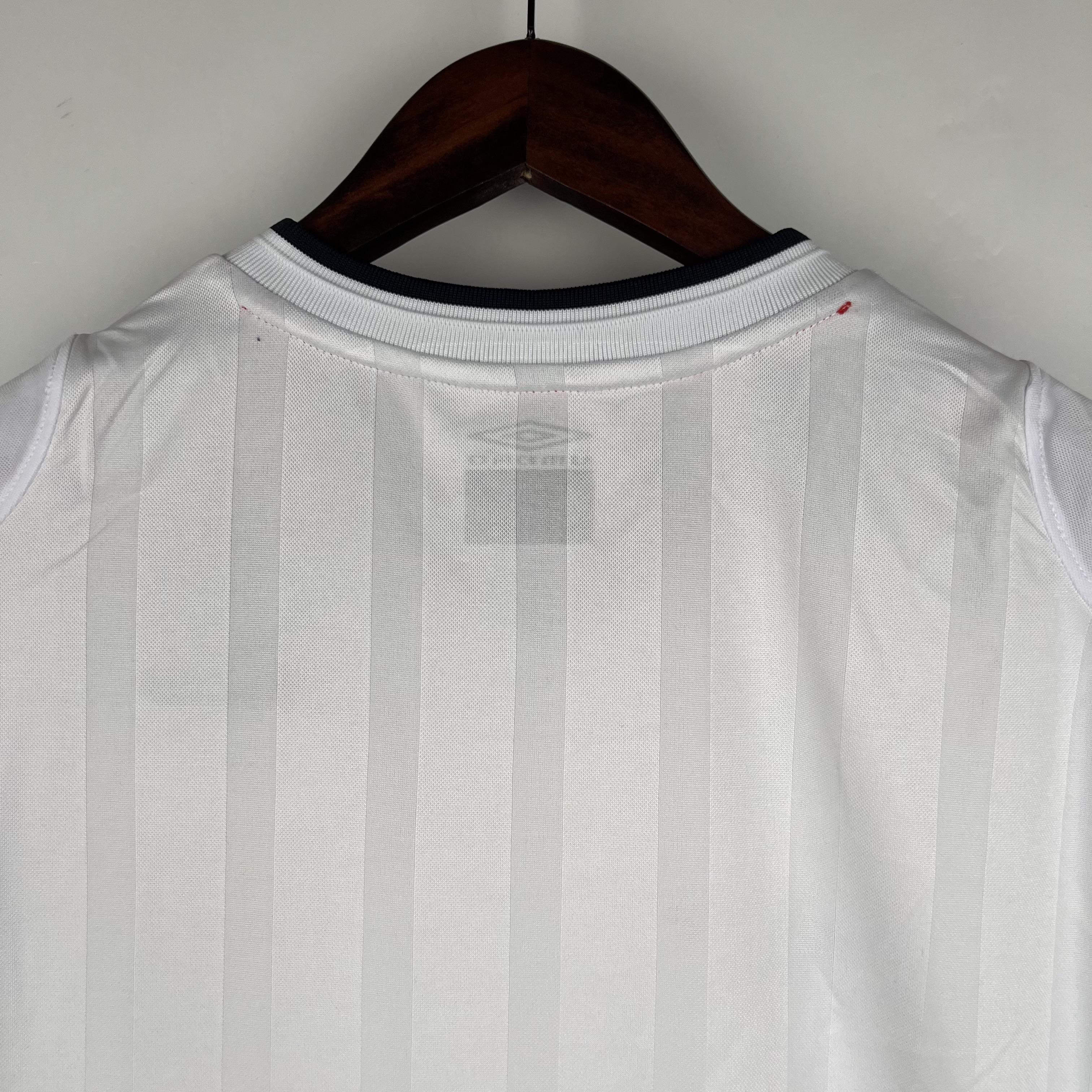 Camisola principal Inglaterra 2002 - Versão adepto 7