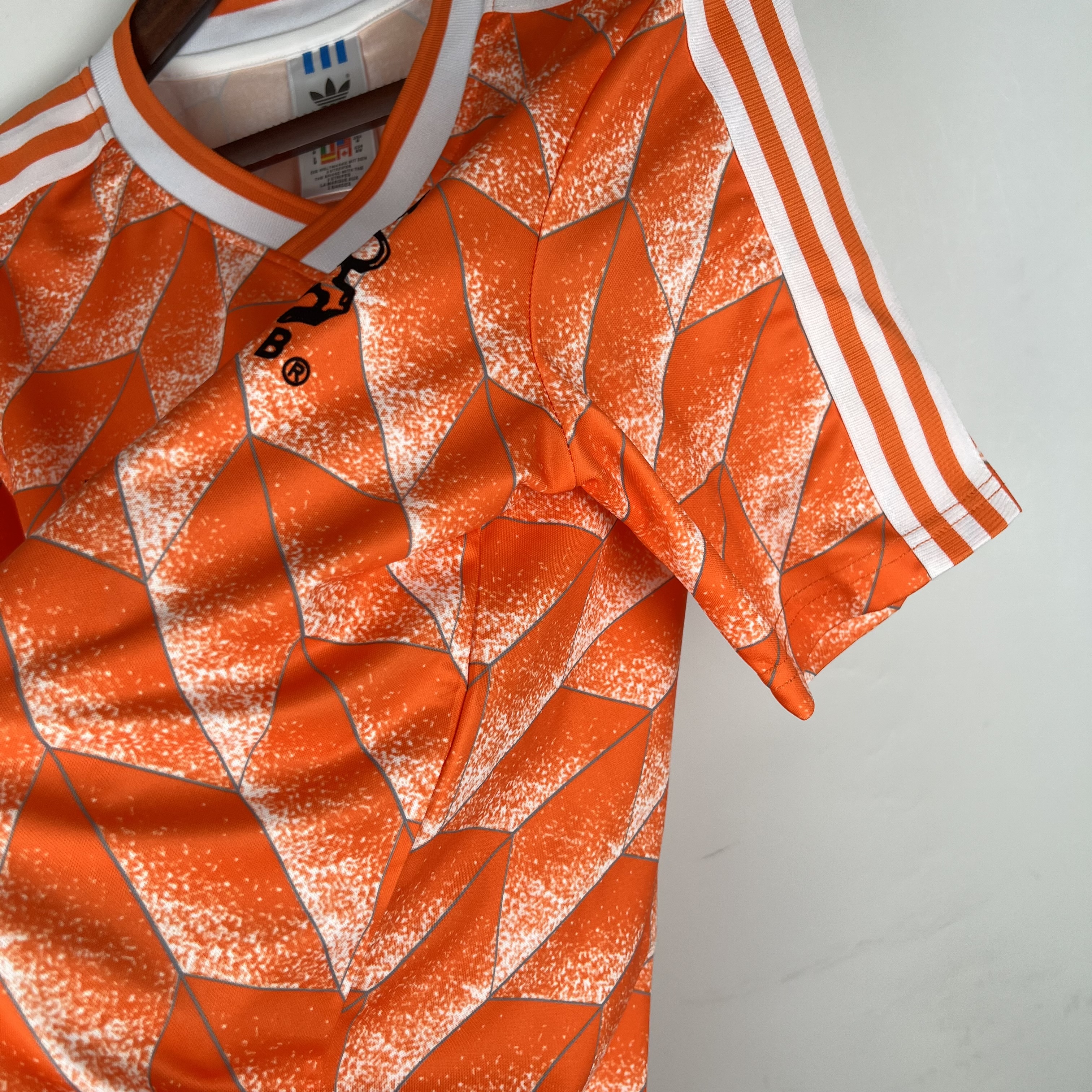 Camisola principal Holanda 1988- Versão adepto 9